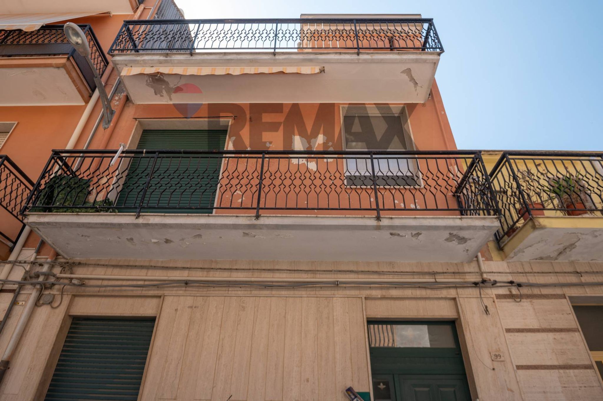 Edificio all'aperto