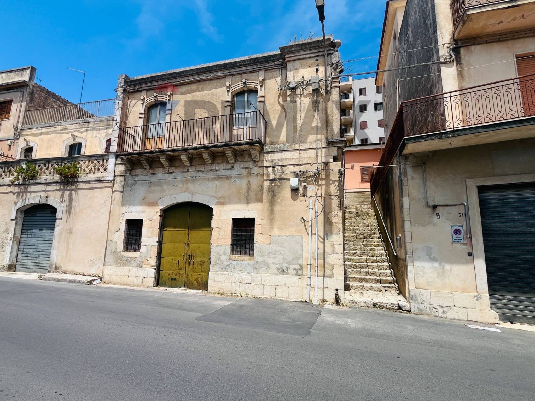 Edificio all'aperto