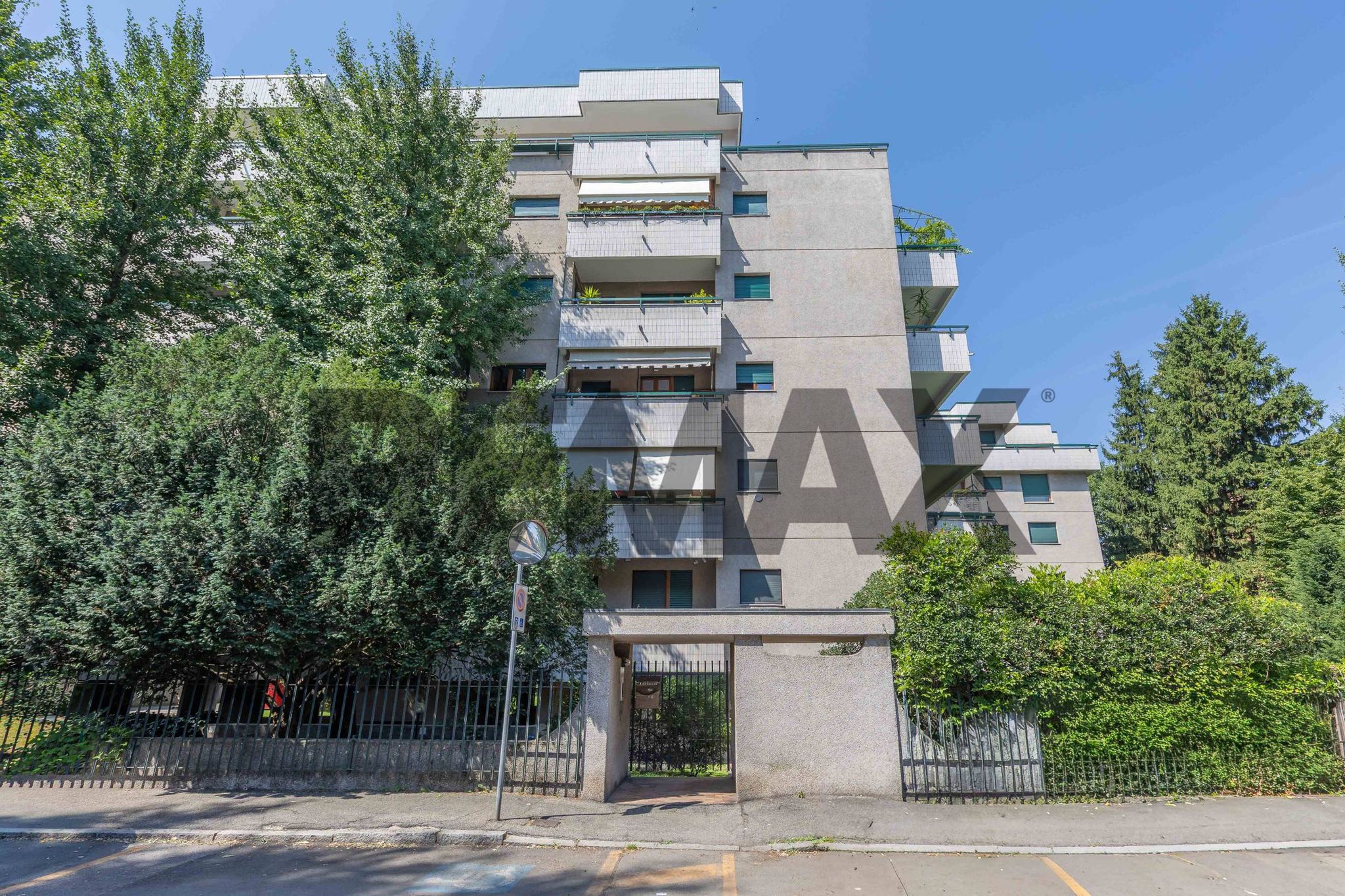 Edificio all'aperto