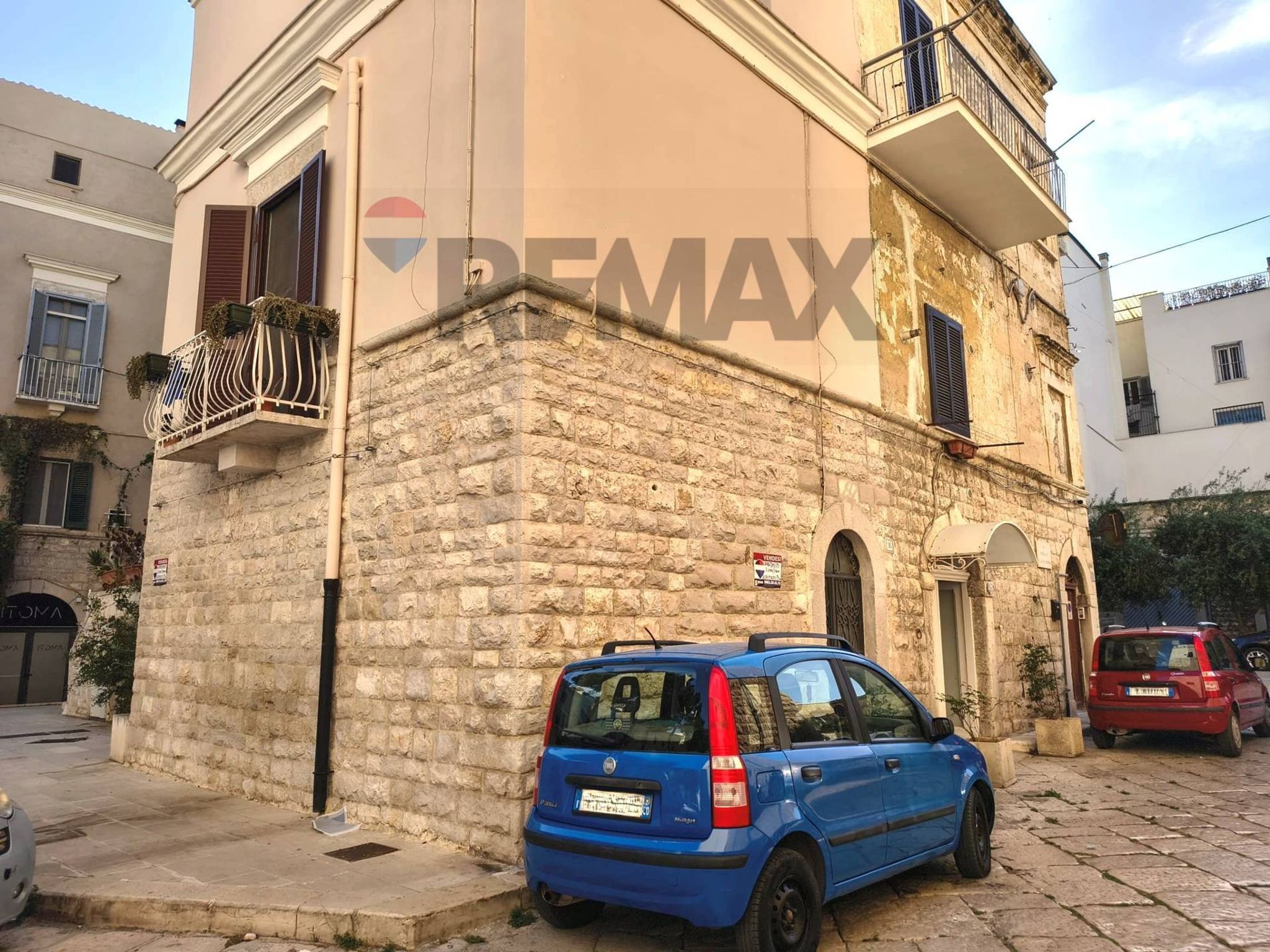 Edificio all'aperto