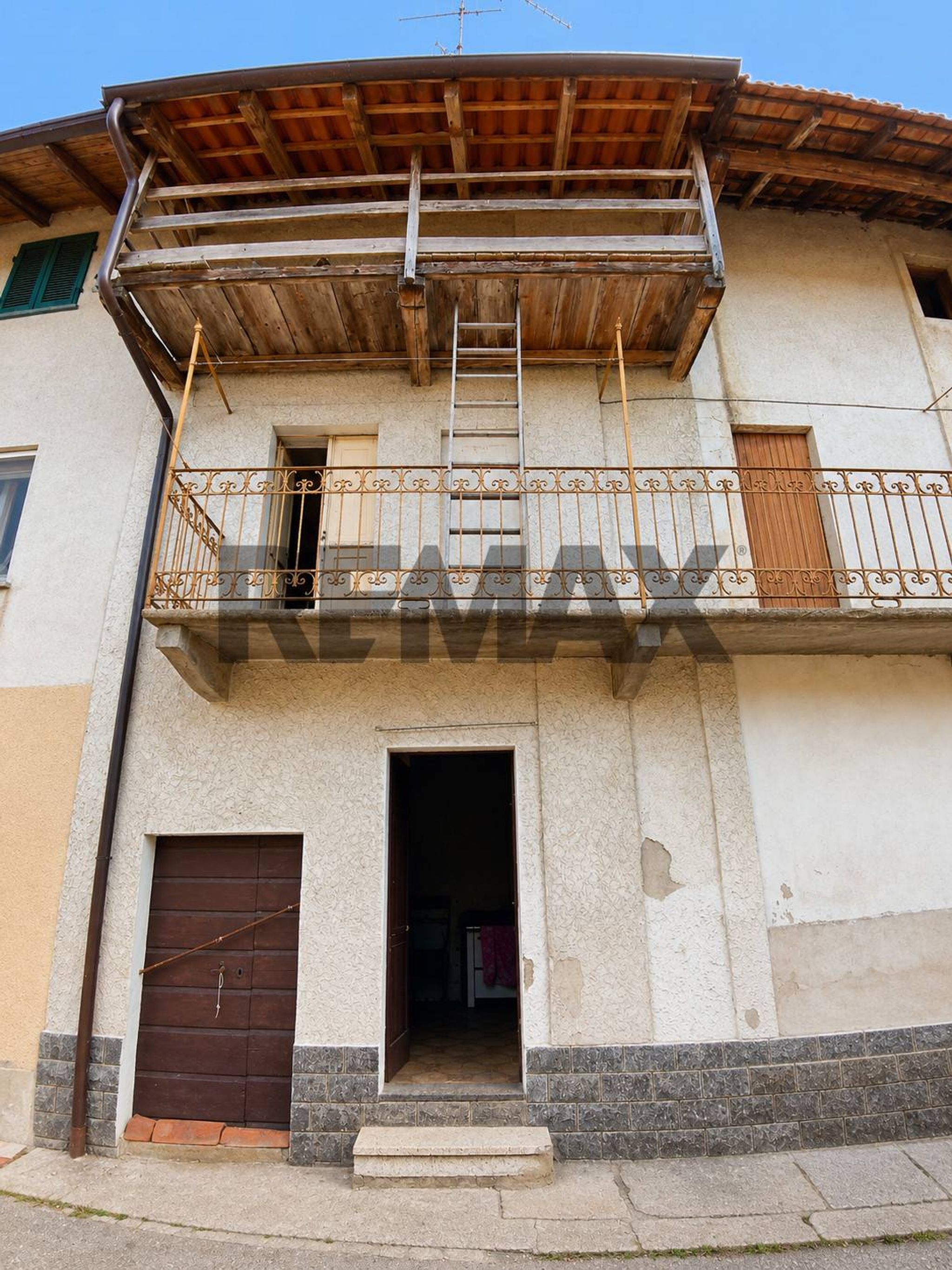 Edificio all'aperto