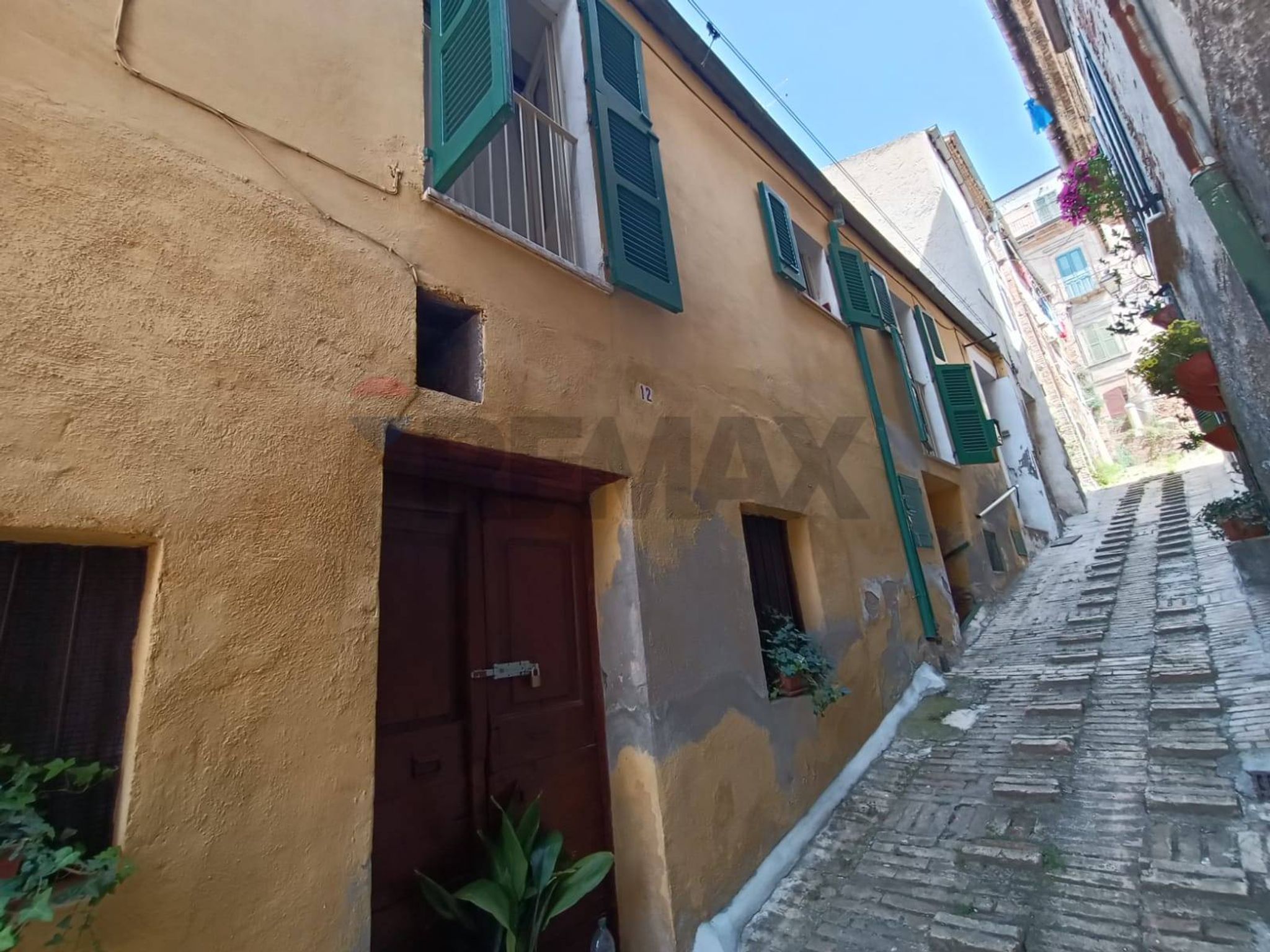 Edificio all'aperto