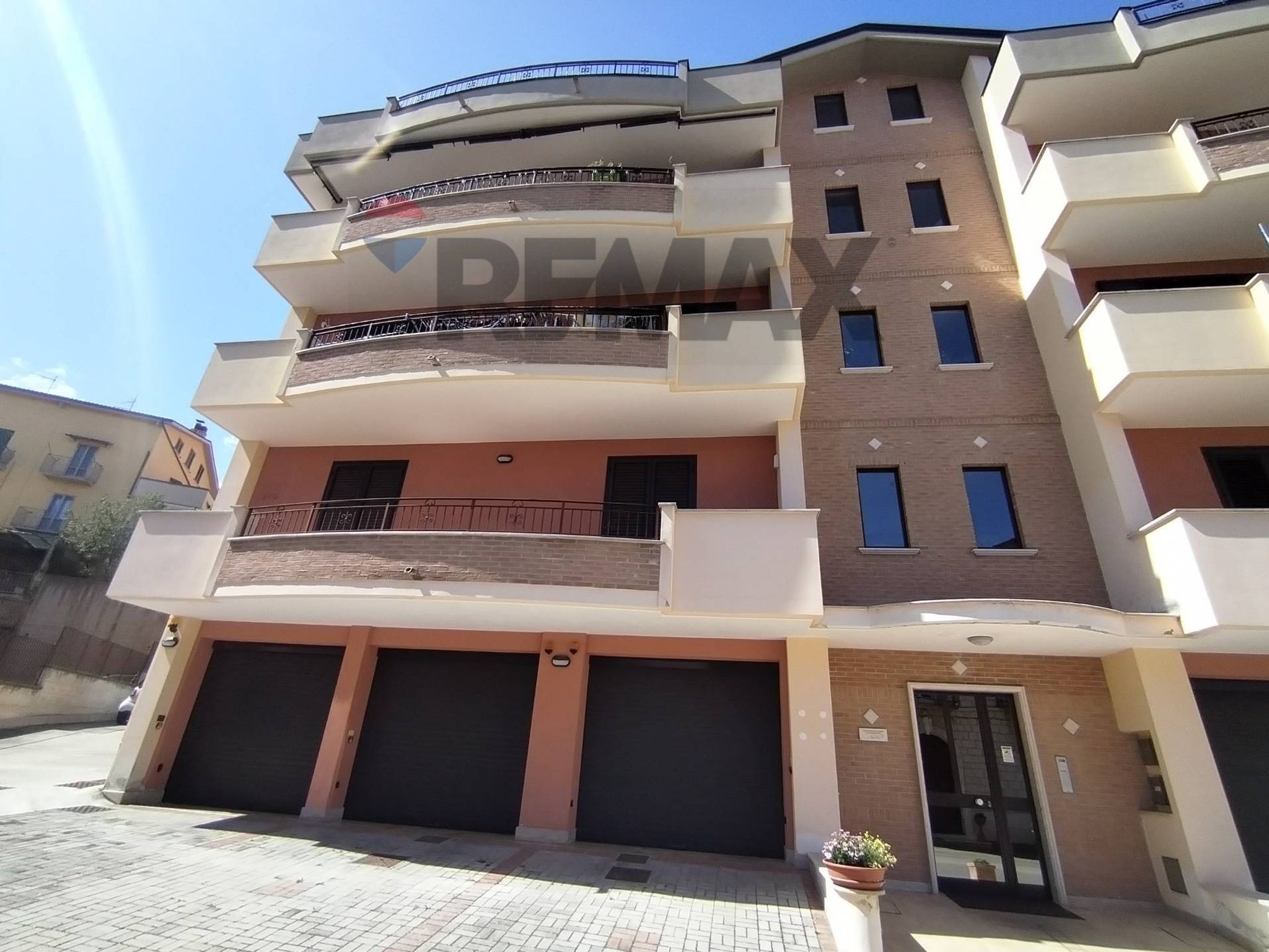 Edificio all'aperto