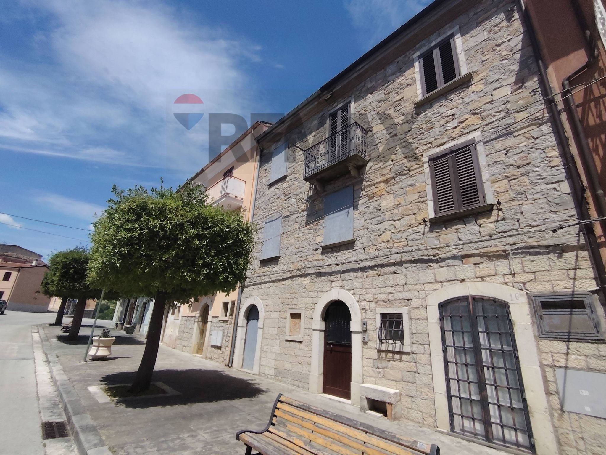 Edificio all'aperto