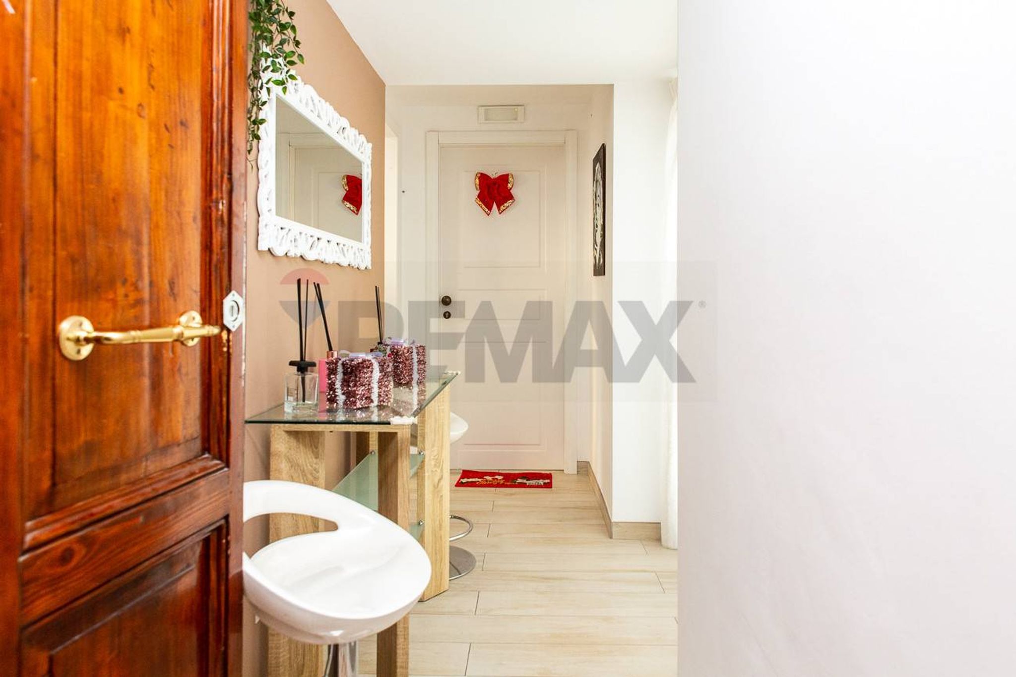 ingresso appartamenti 1 e2 Hall / corridoio
