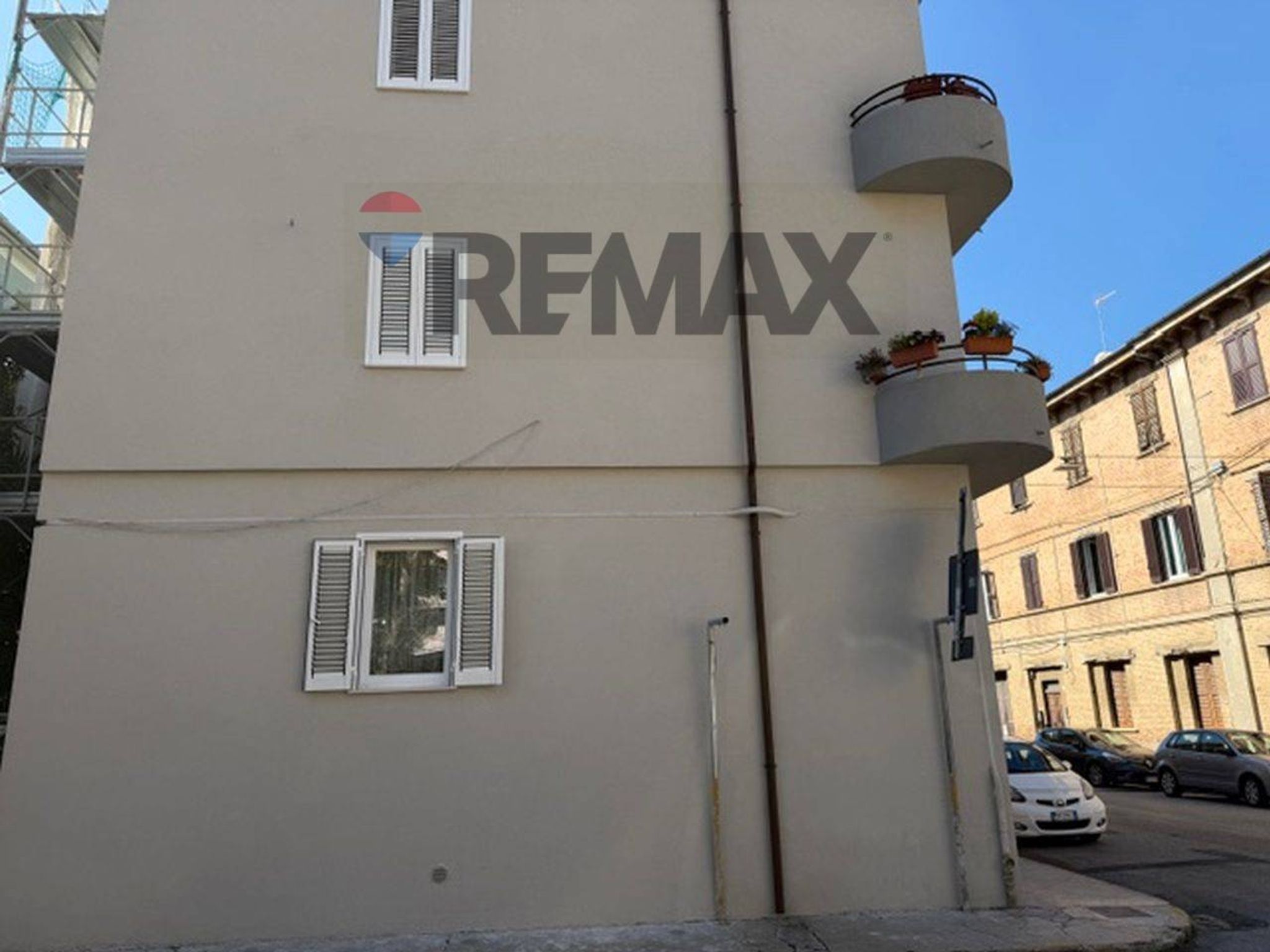 Edificio all'aperto