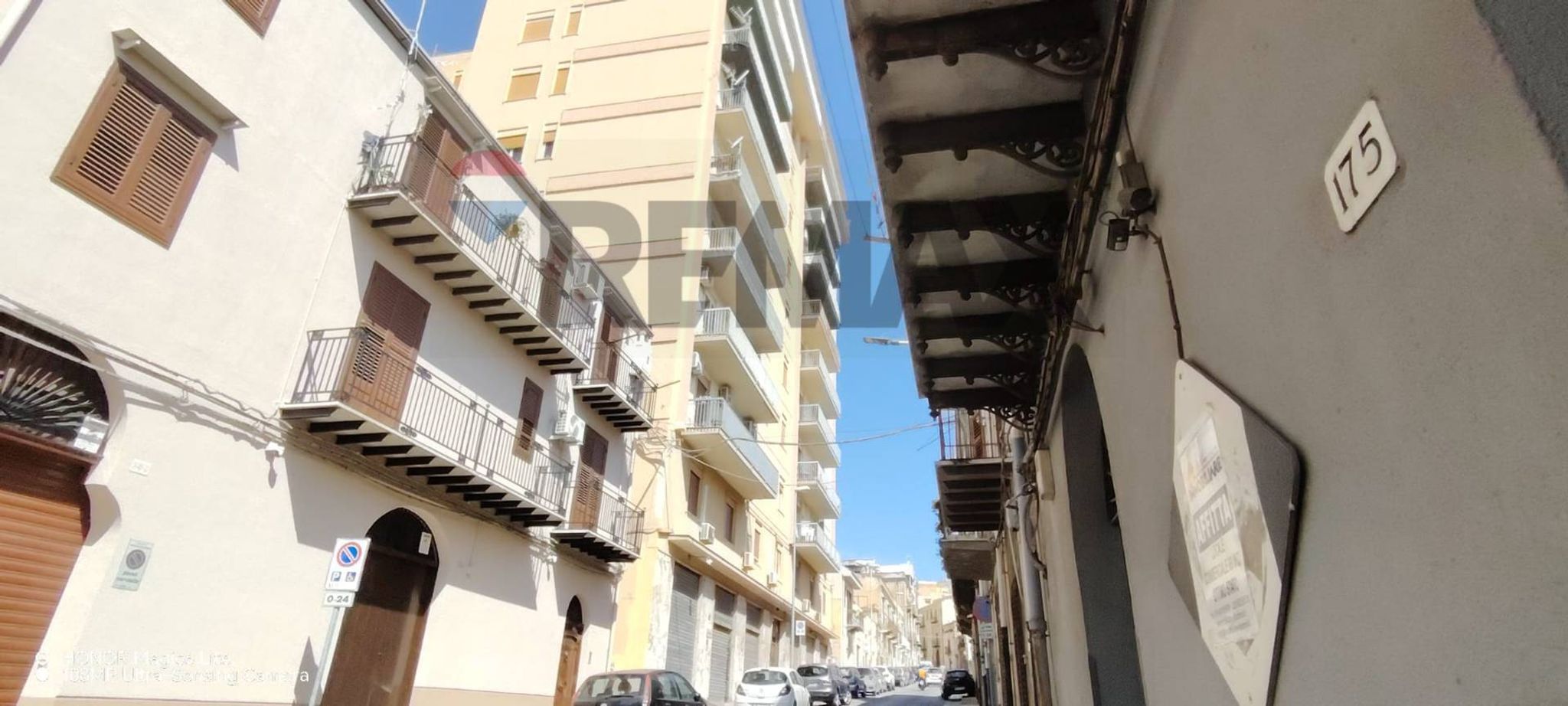 Edificio all'aperto