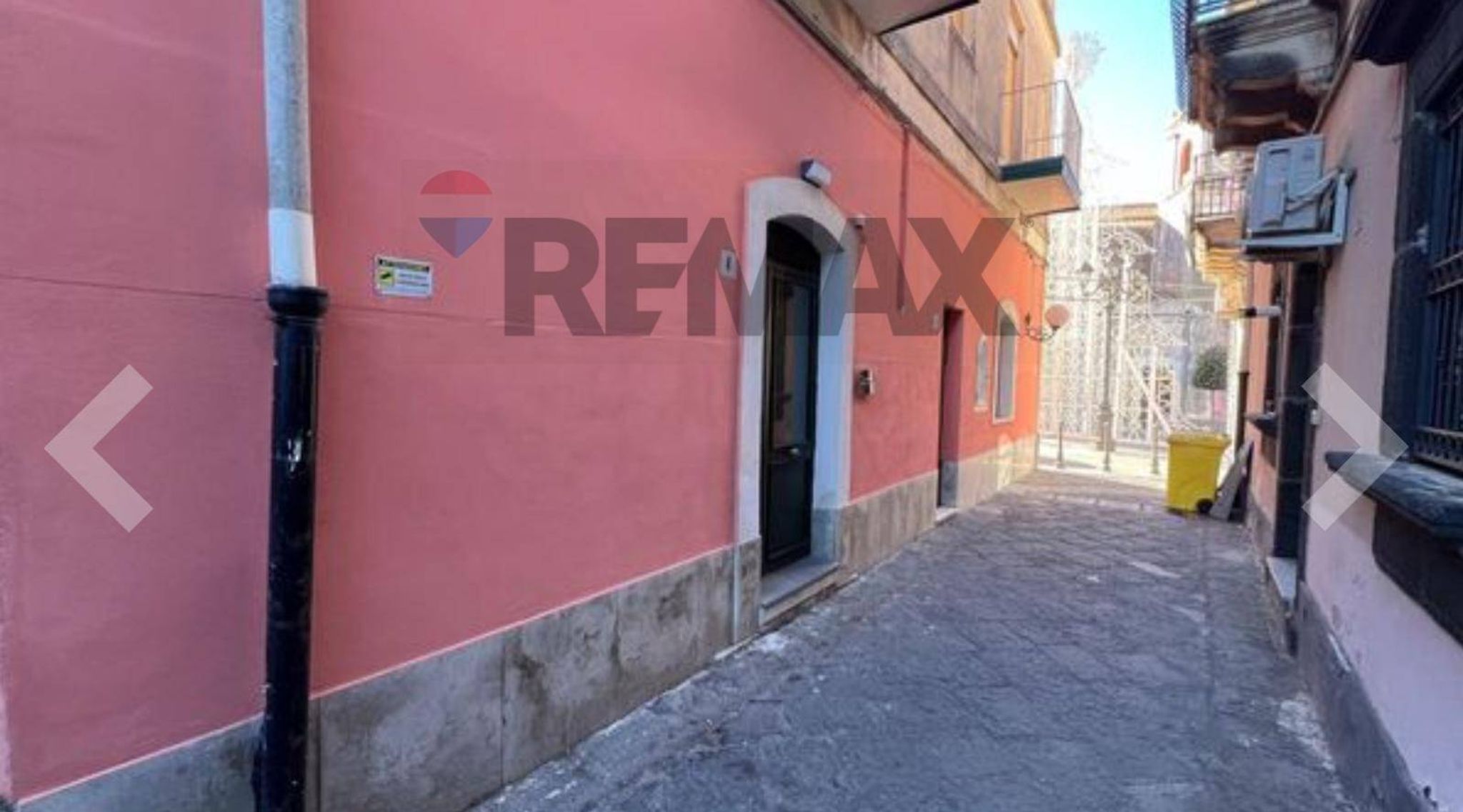 Edificio all'aperto