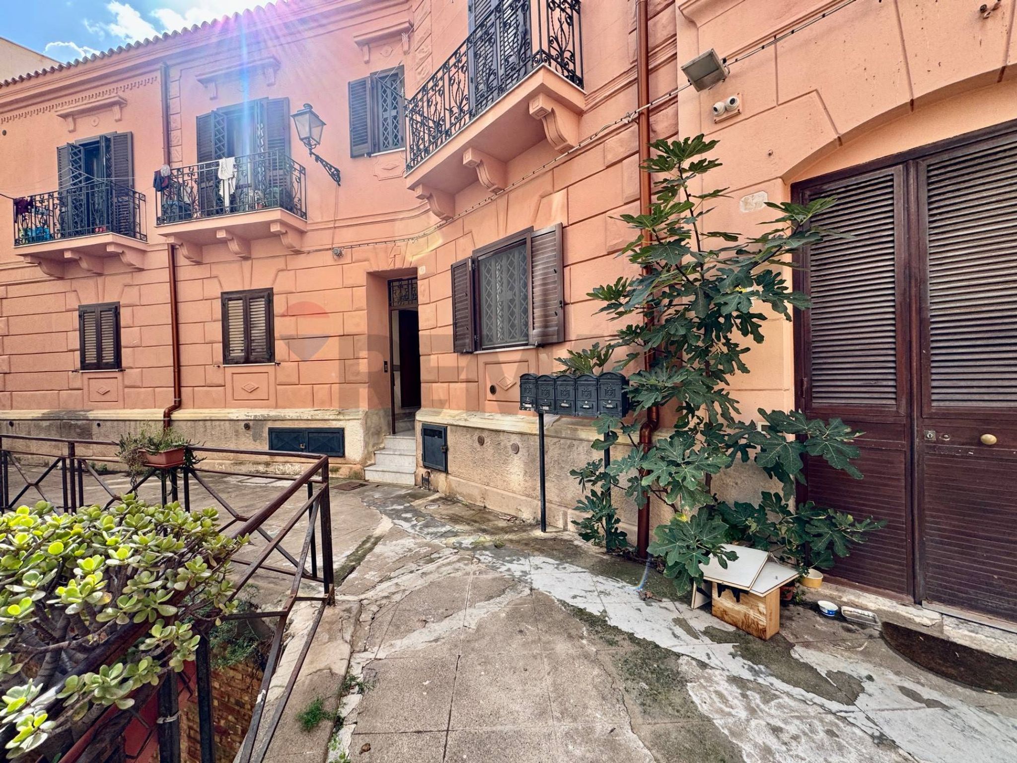 Edificio all'aperto
