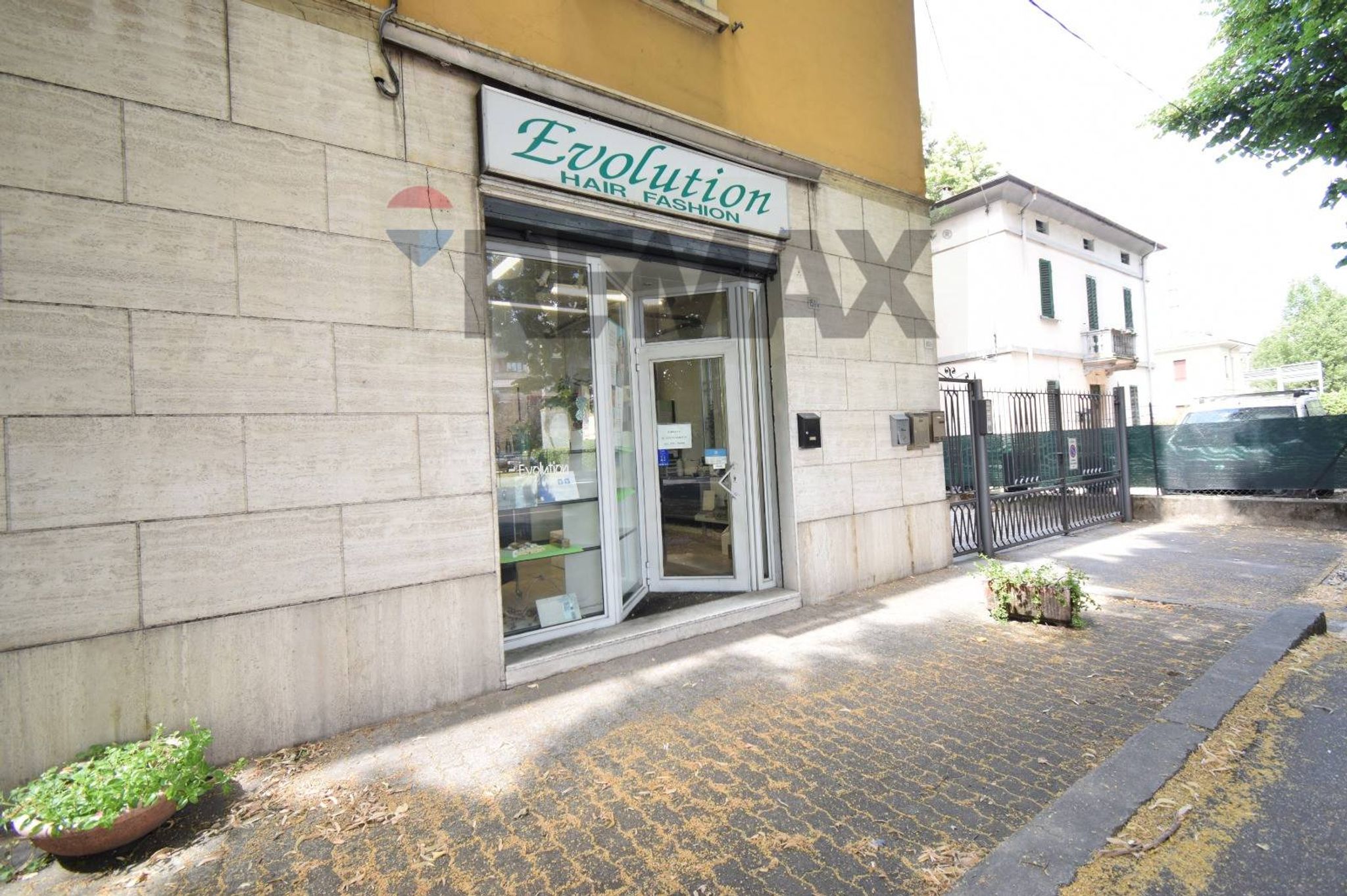 Edificio all'aperto