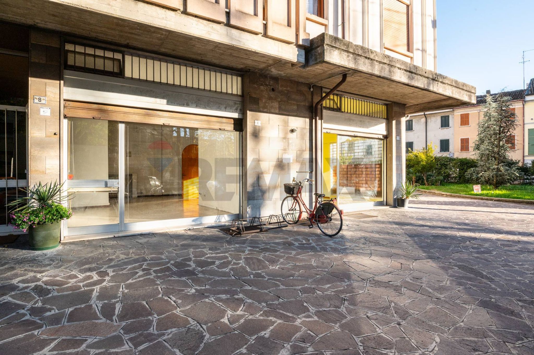 Edificio all'aperto