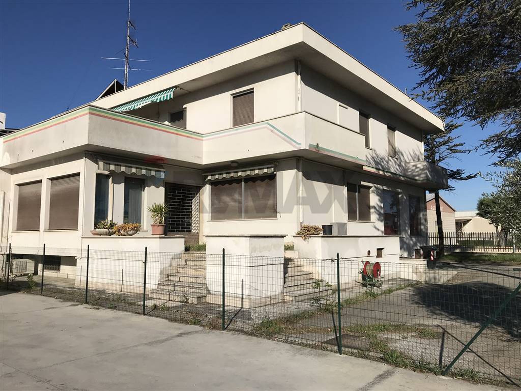 Casa all'aperto