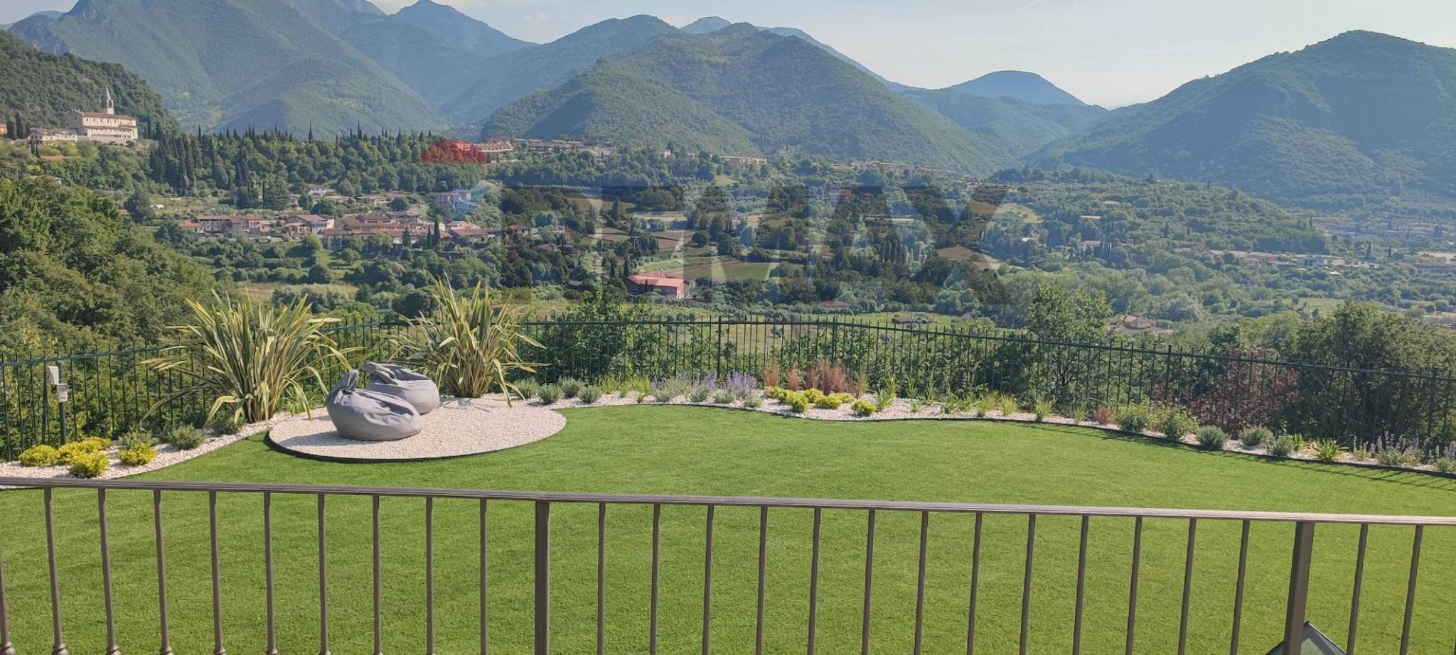 Vista delle montagne