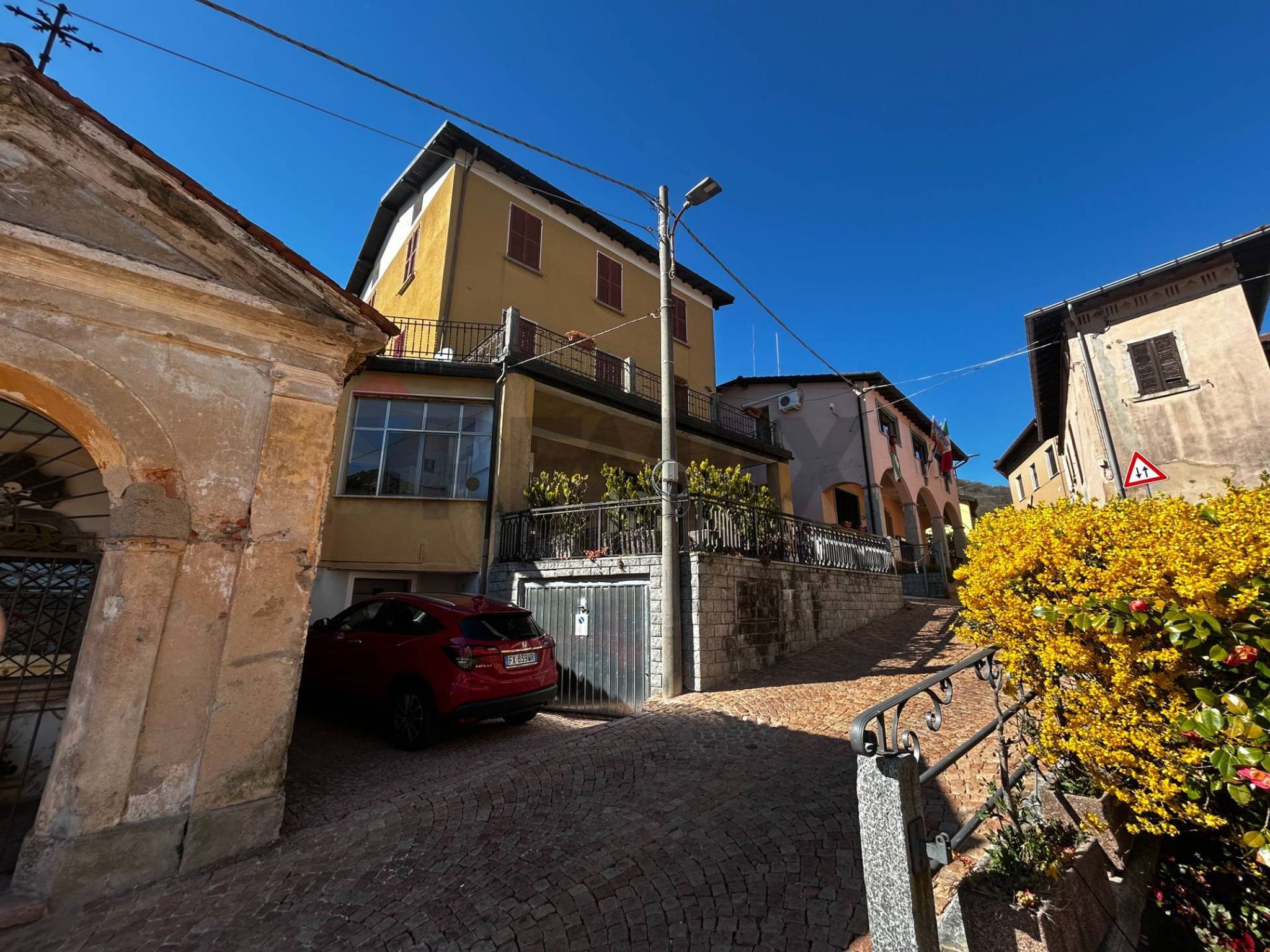 Immobile a Cuasso al Monte