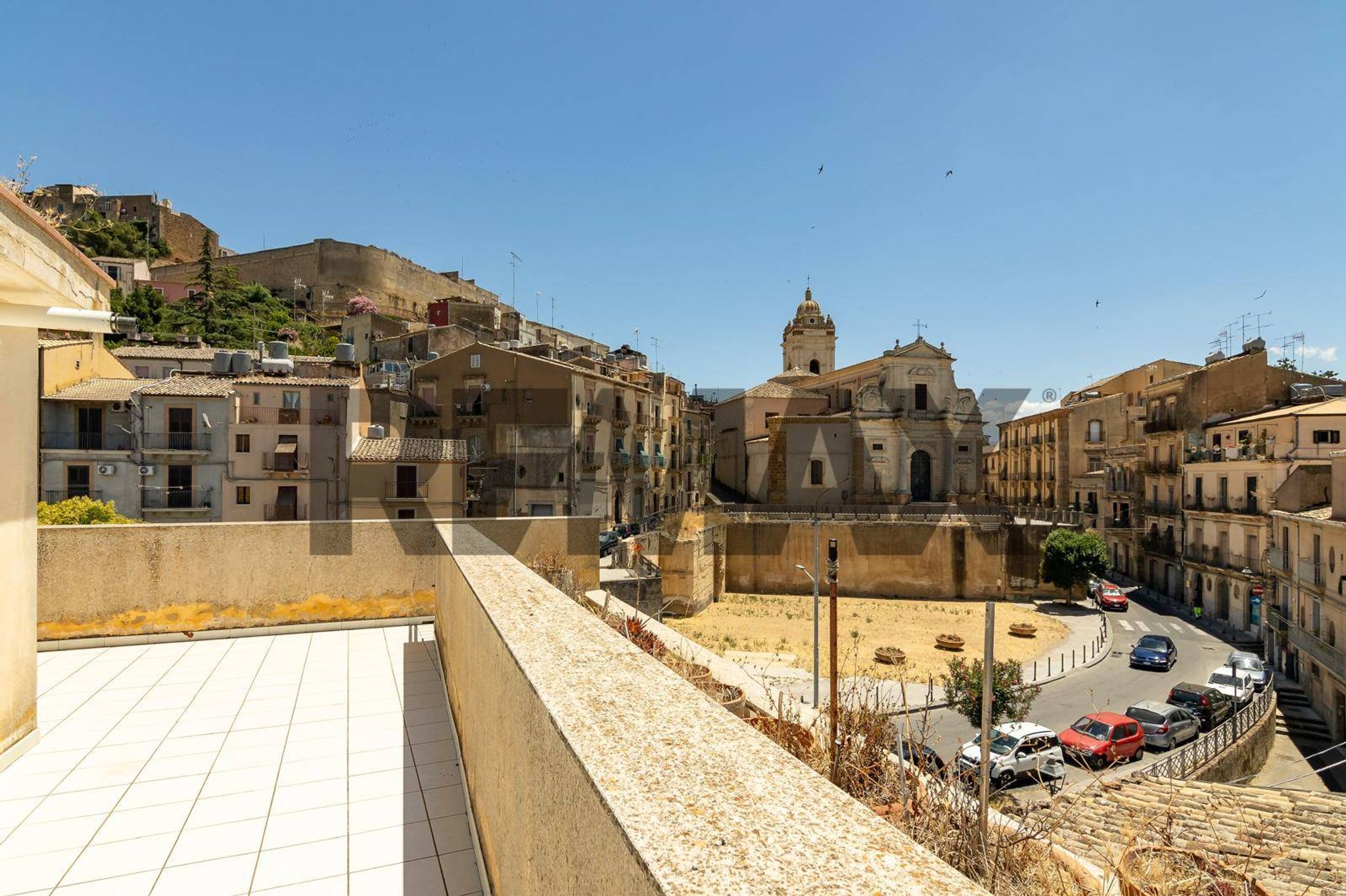 Edificio all'aperto