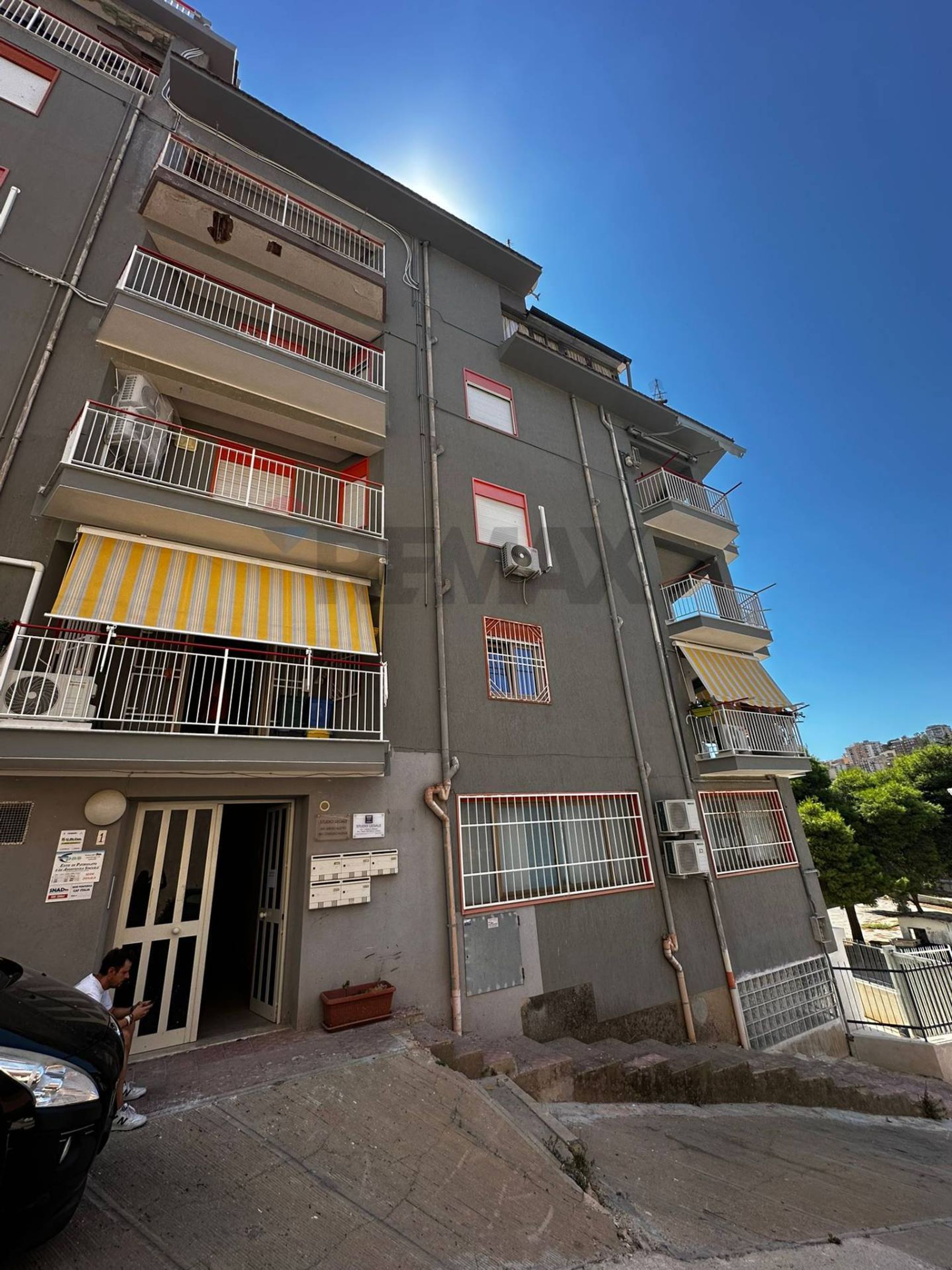 Edificio all'aperto