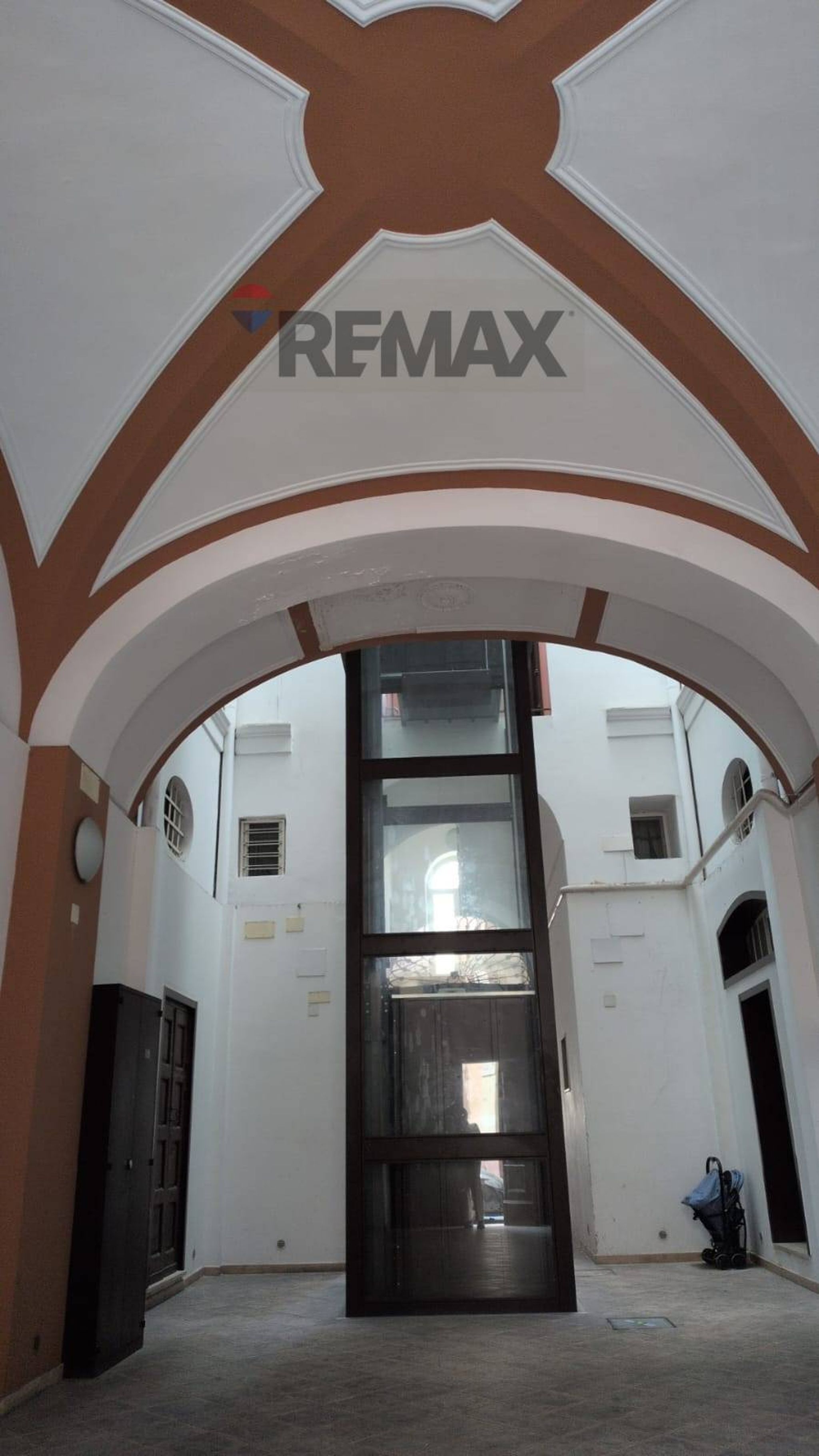 Edificio all'aperto
