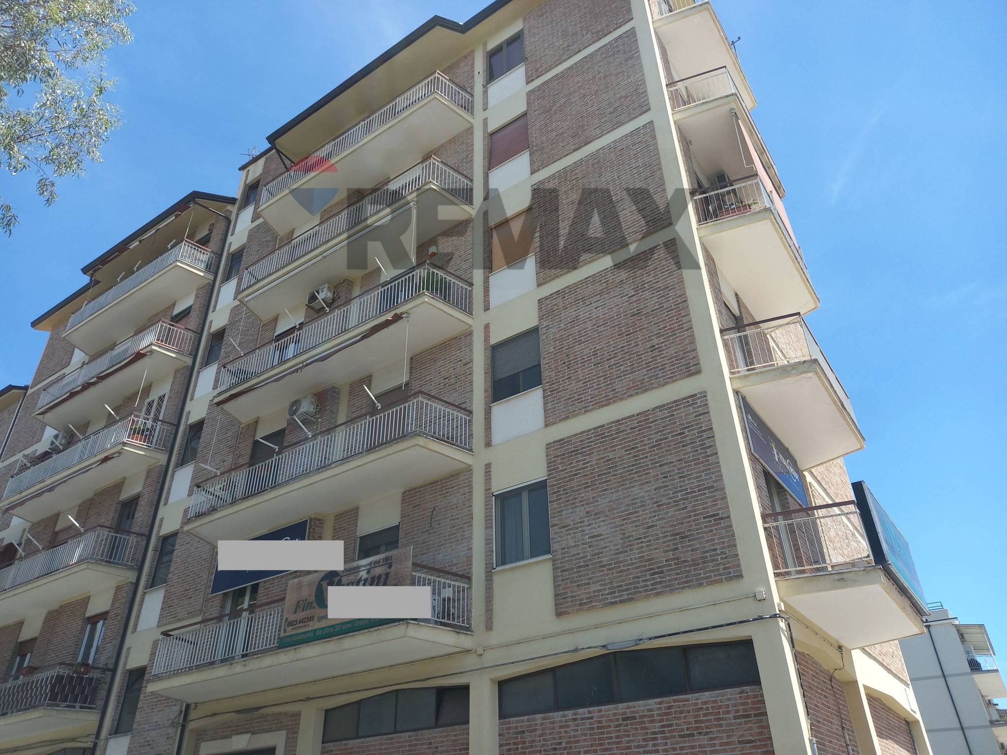Edificio all'aperto