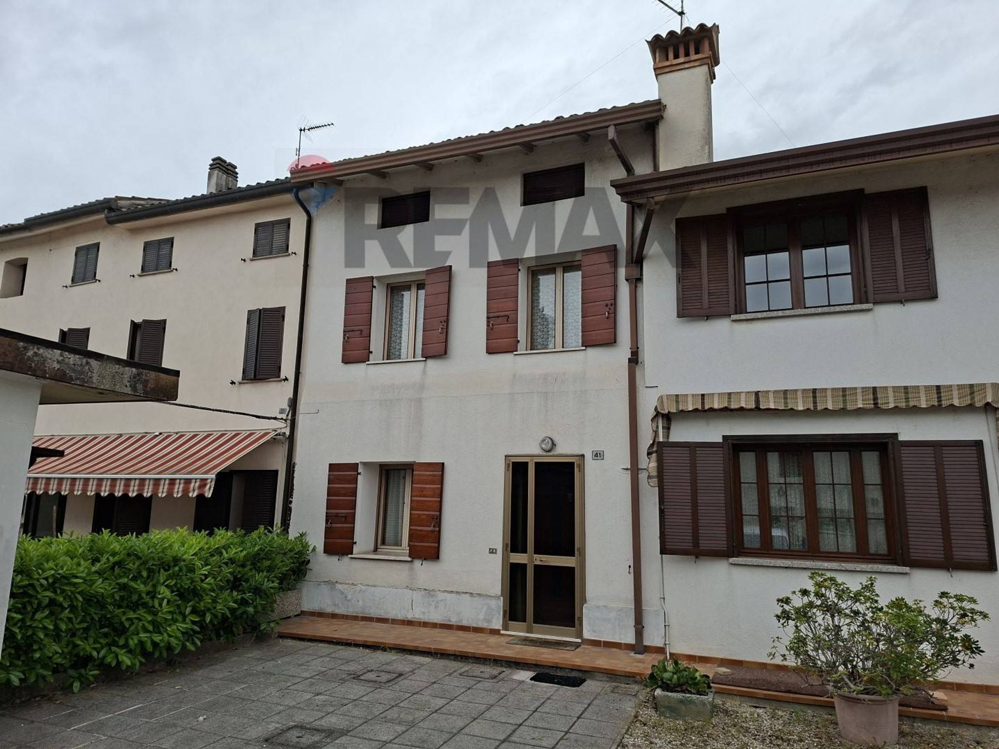 Edificio all'aperto