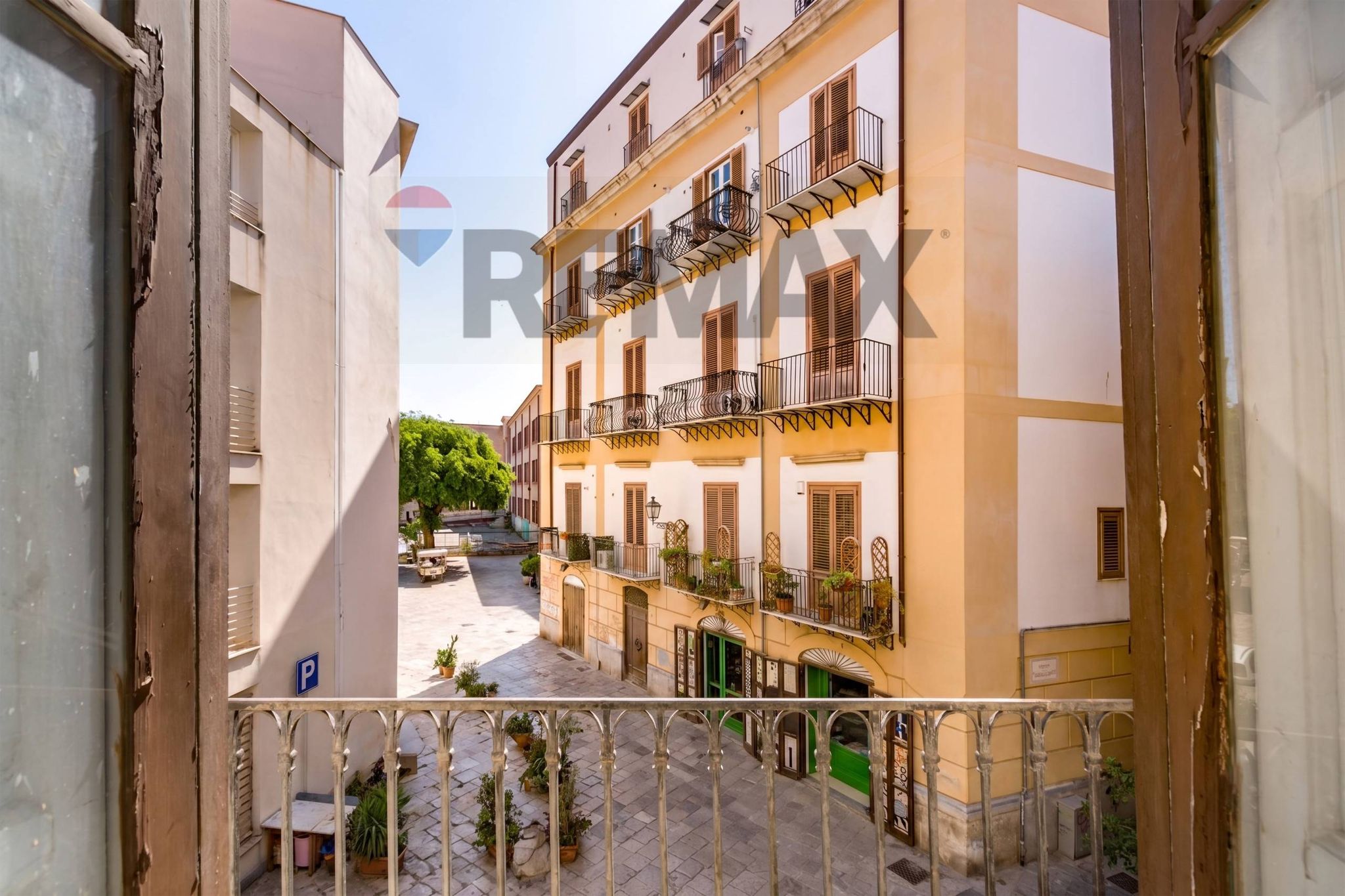 Edificio all'aperto