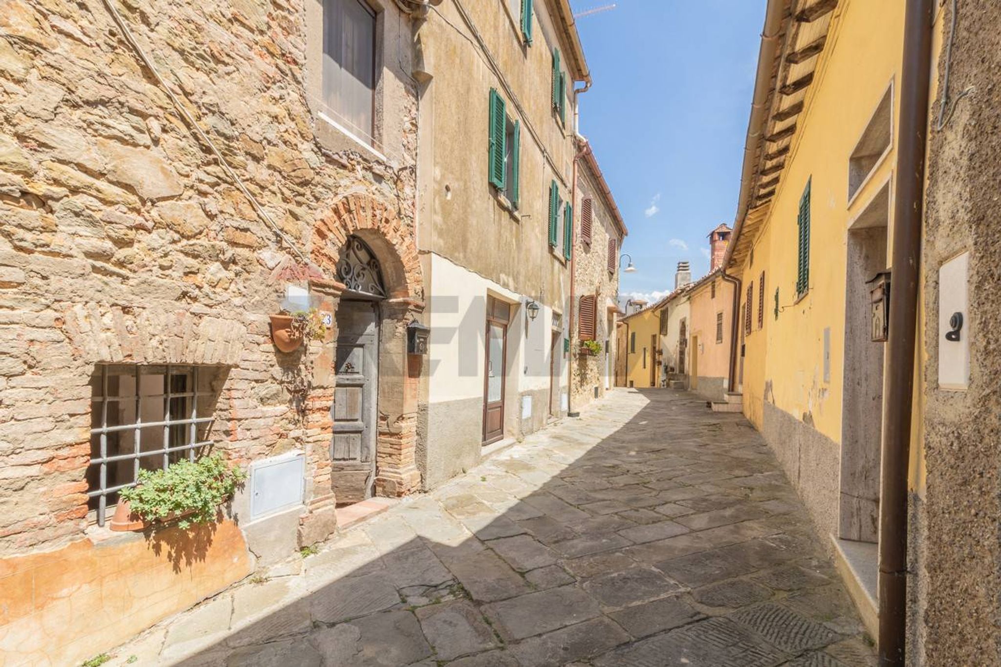 Edificio all'aperto
