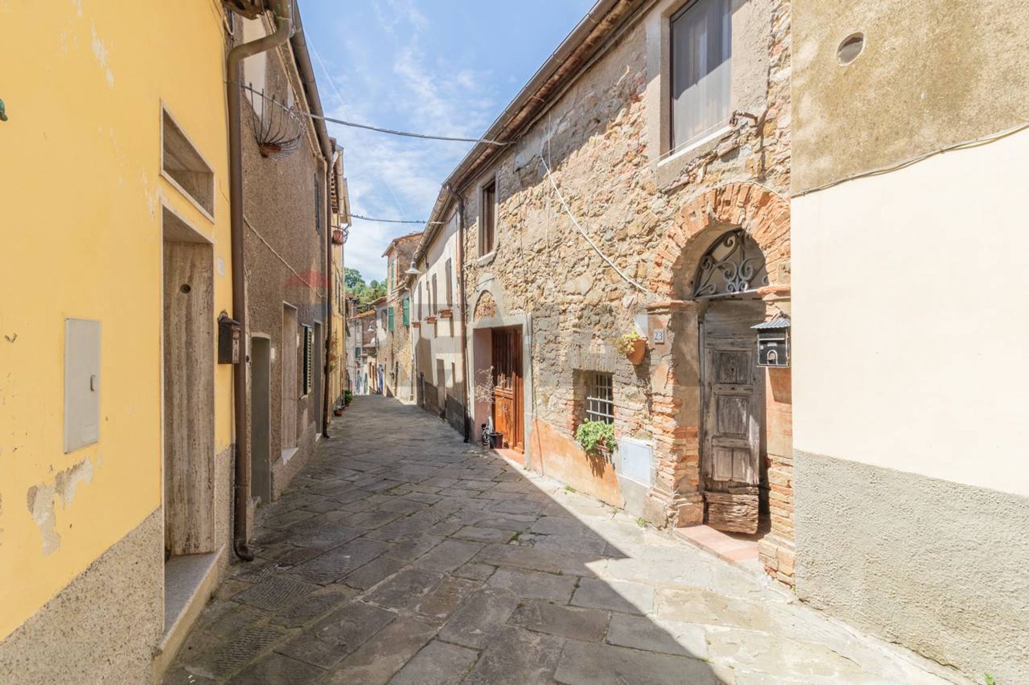 Edificio all'aperto