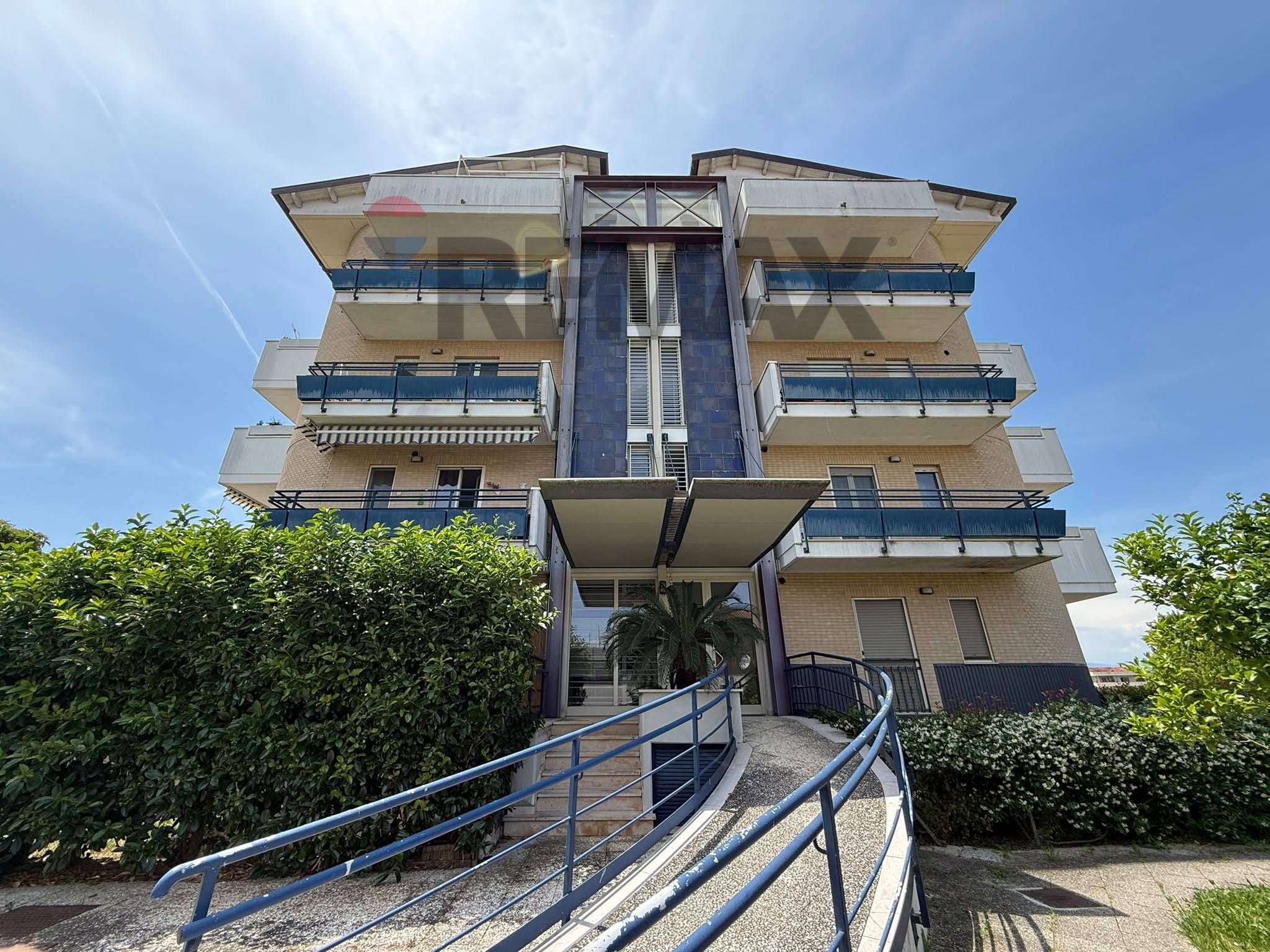 Edificio all'aperto