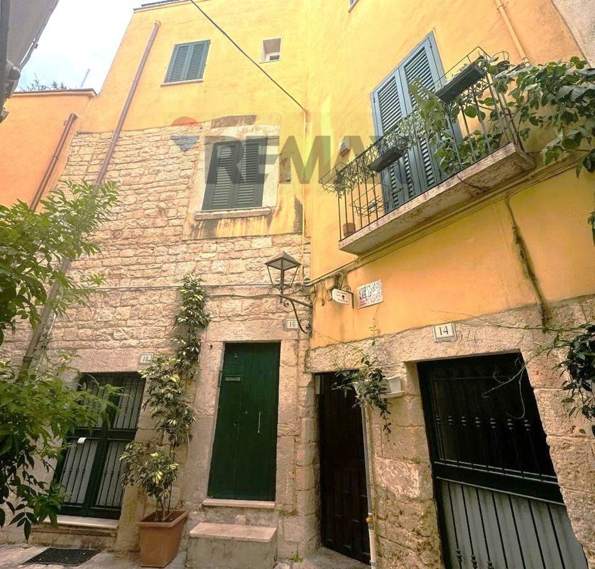 Edificio all'aperto