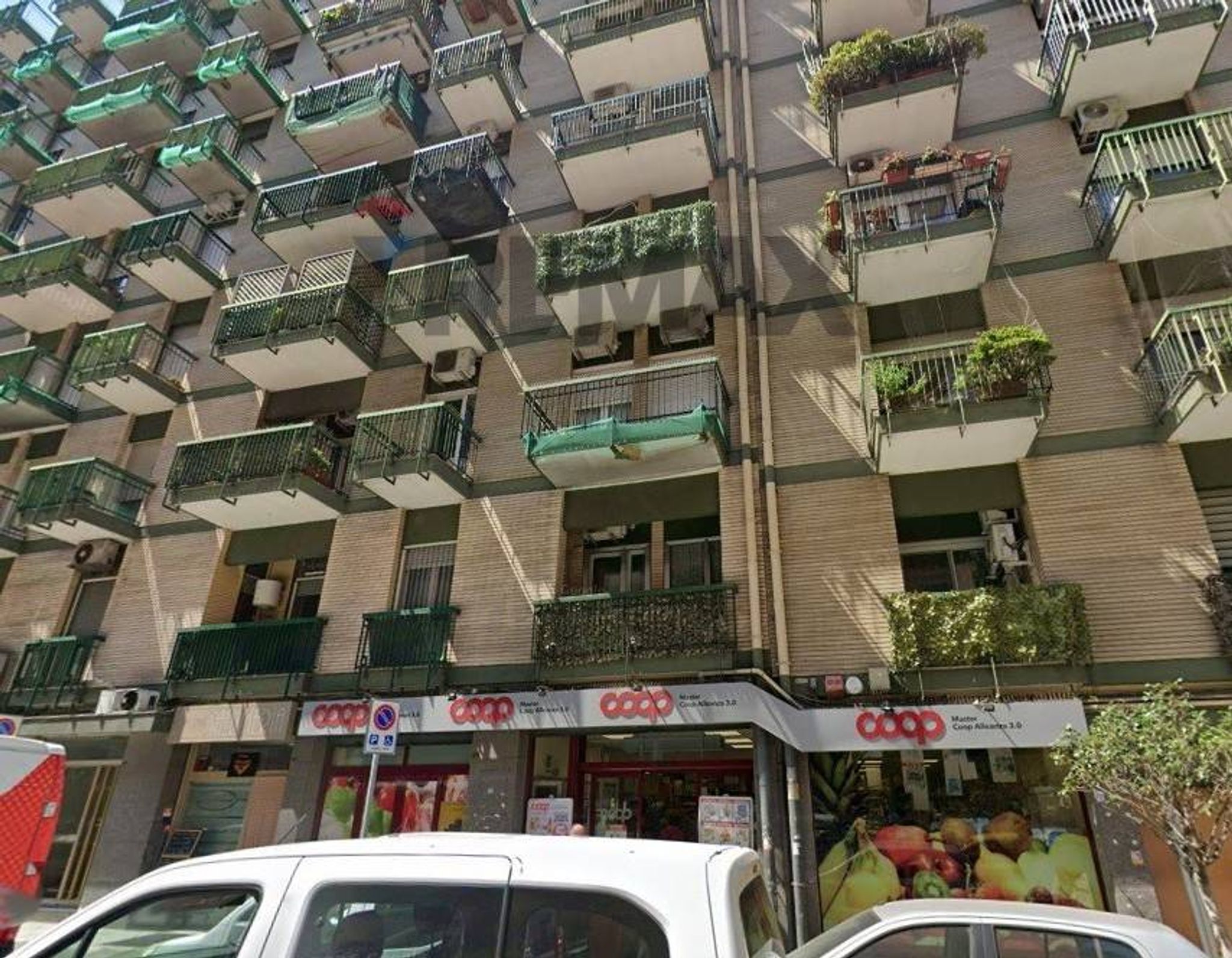 Edificio all'aperto