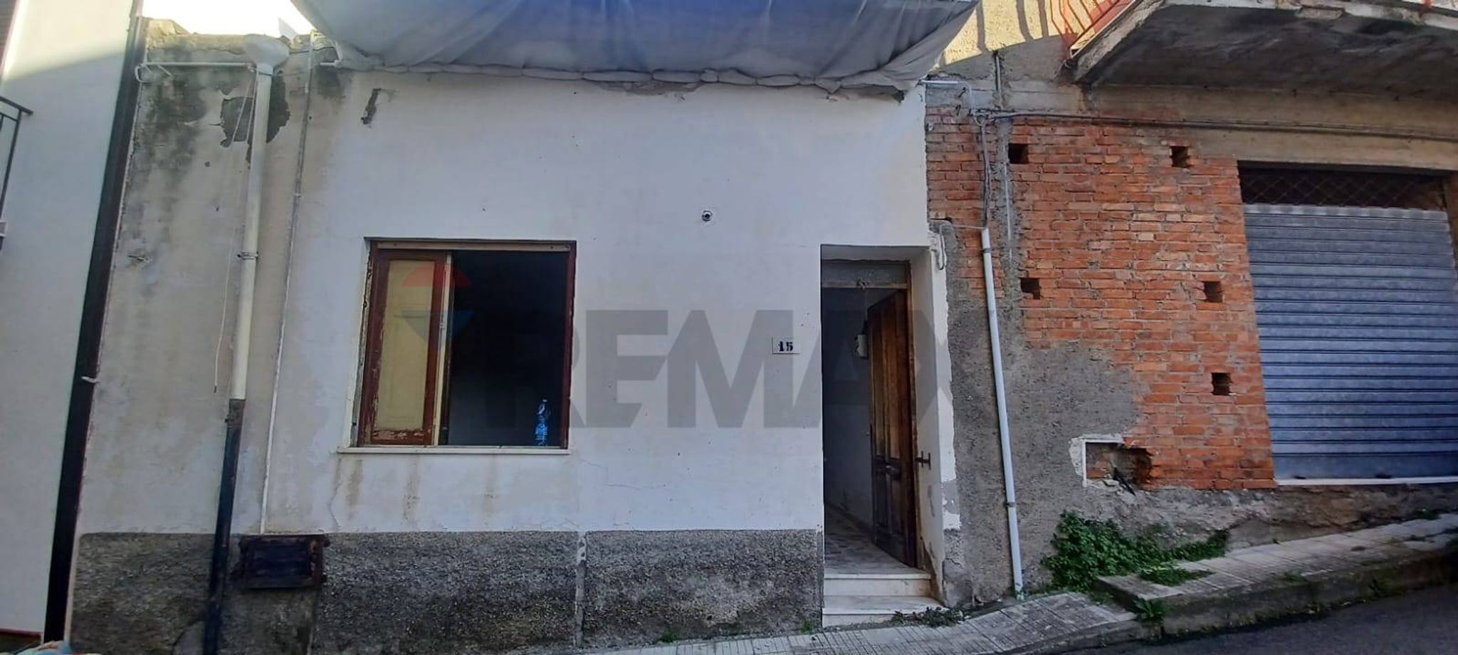 Property in Falcone