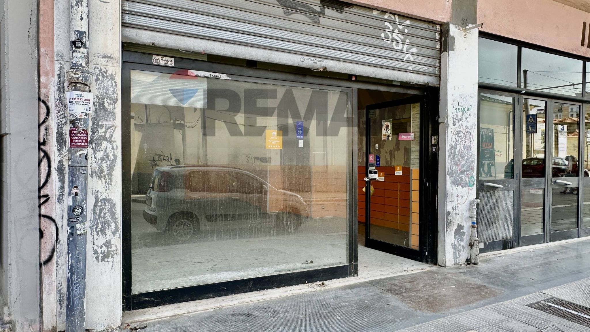 Edificio all'aperto