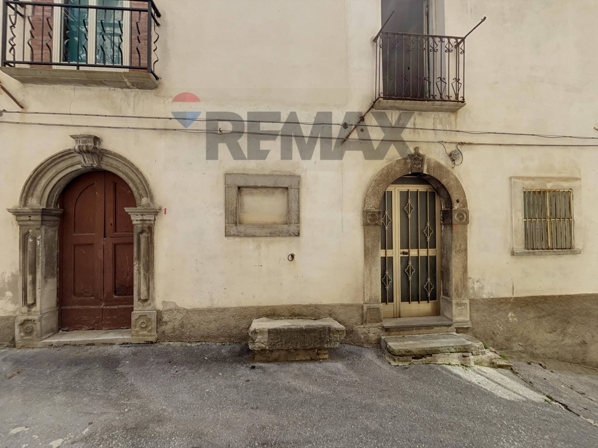 Edificio all'aperto