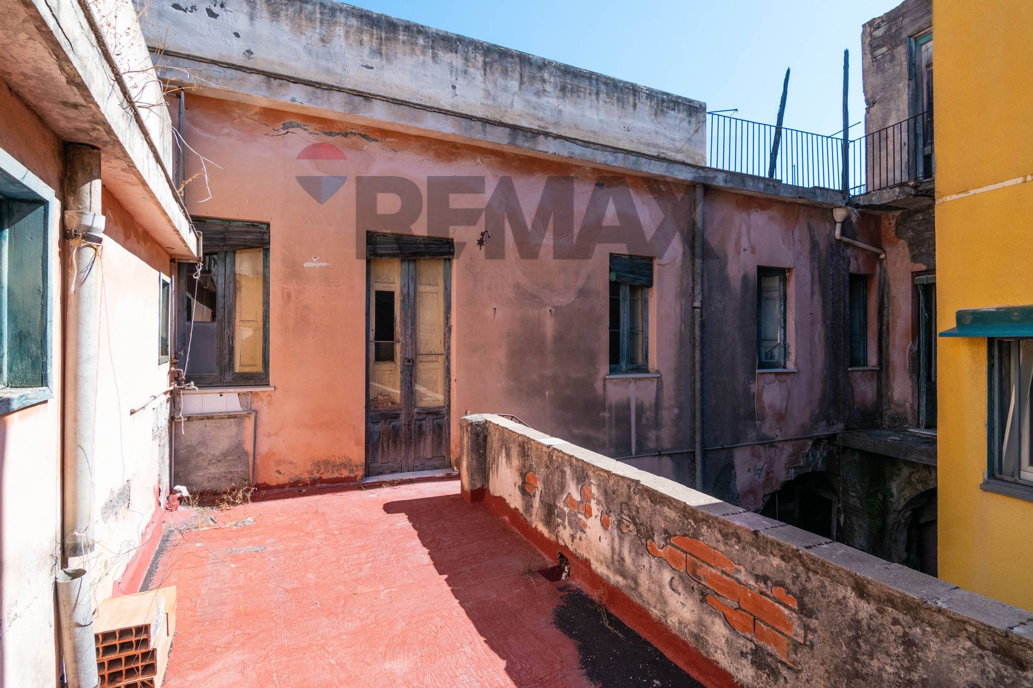 Immobile a Acireale