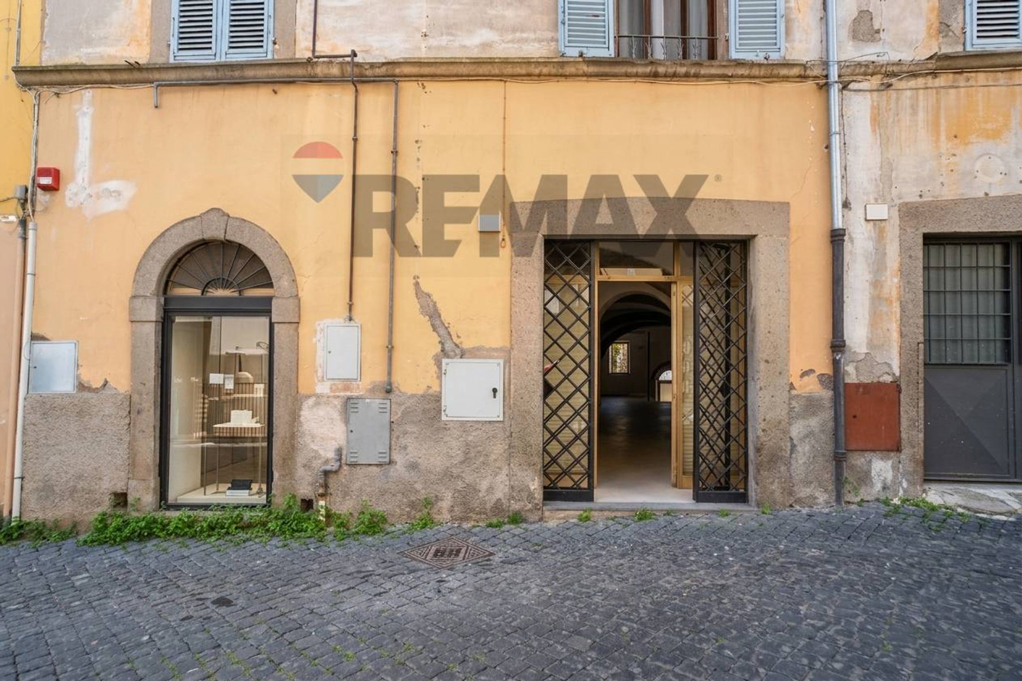 Edificio all'aperto