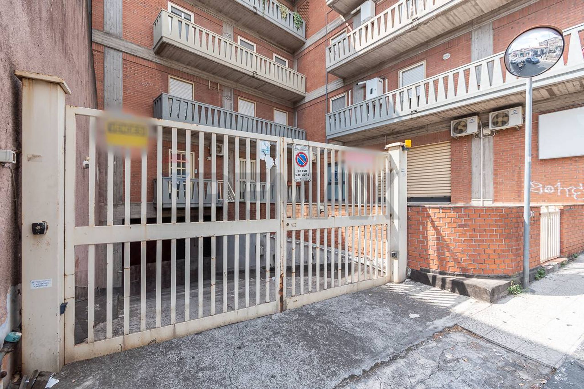 Edificio all'aperto
