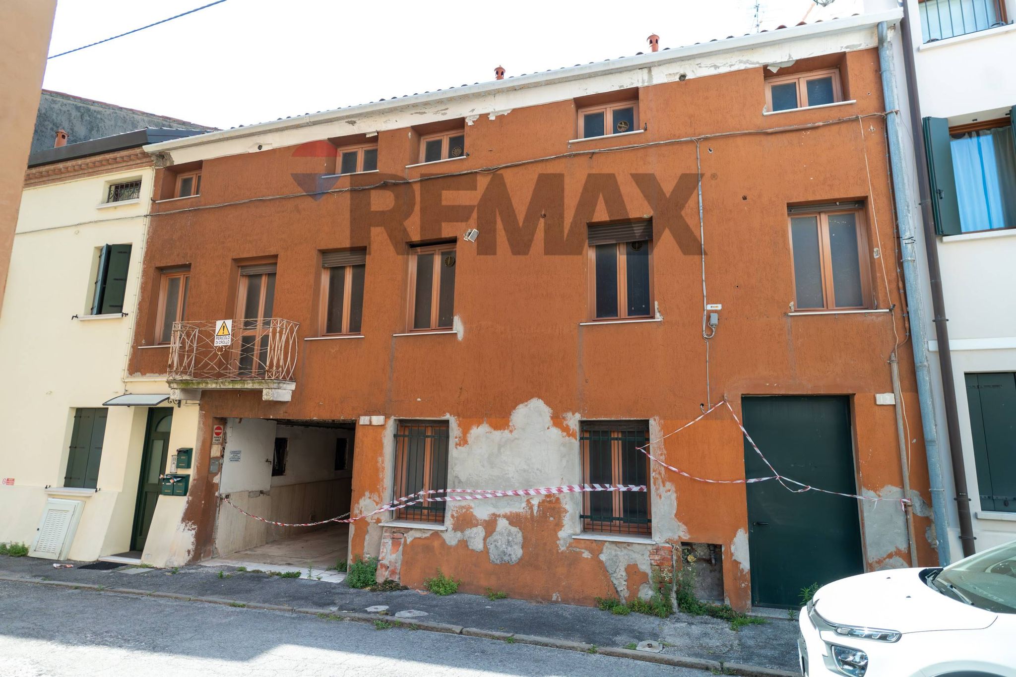 Edificio all'aperto