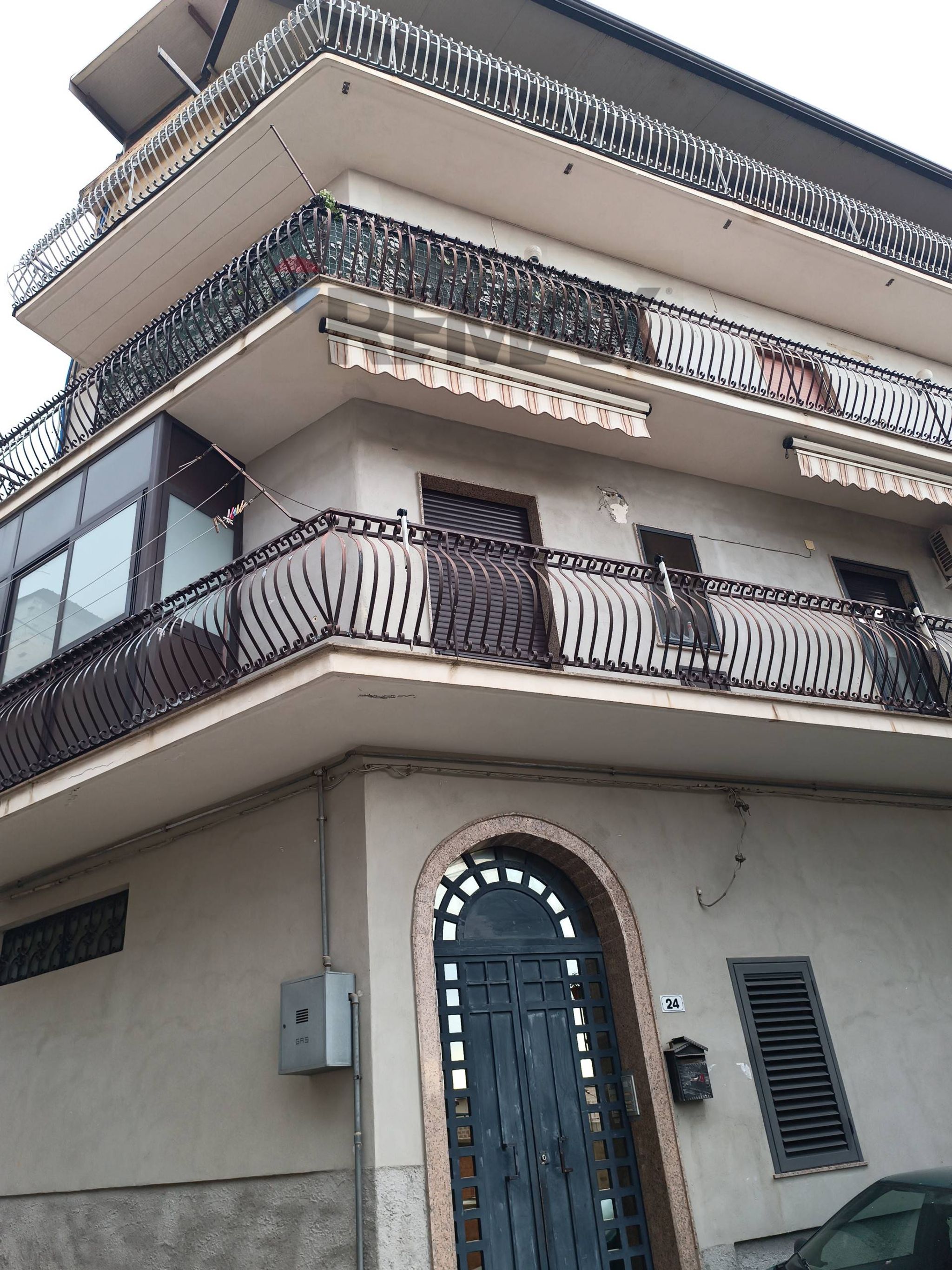 Edificio all'aperto