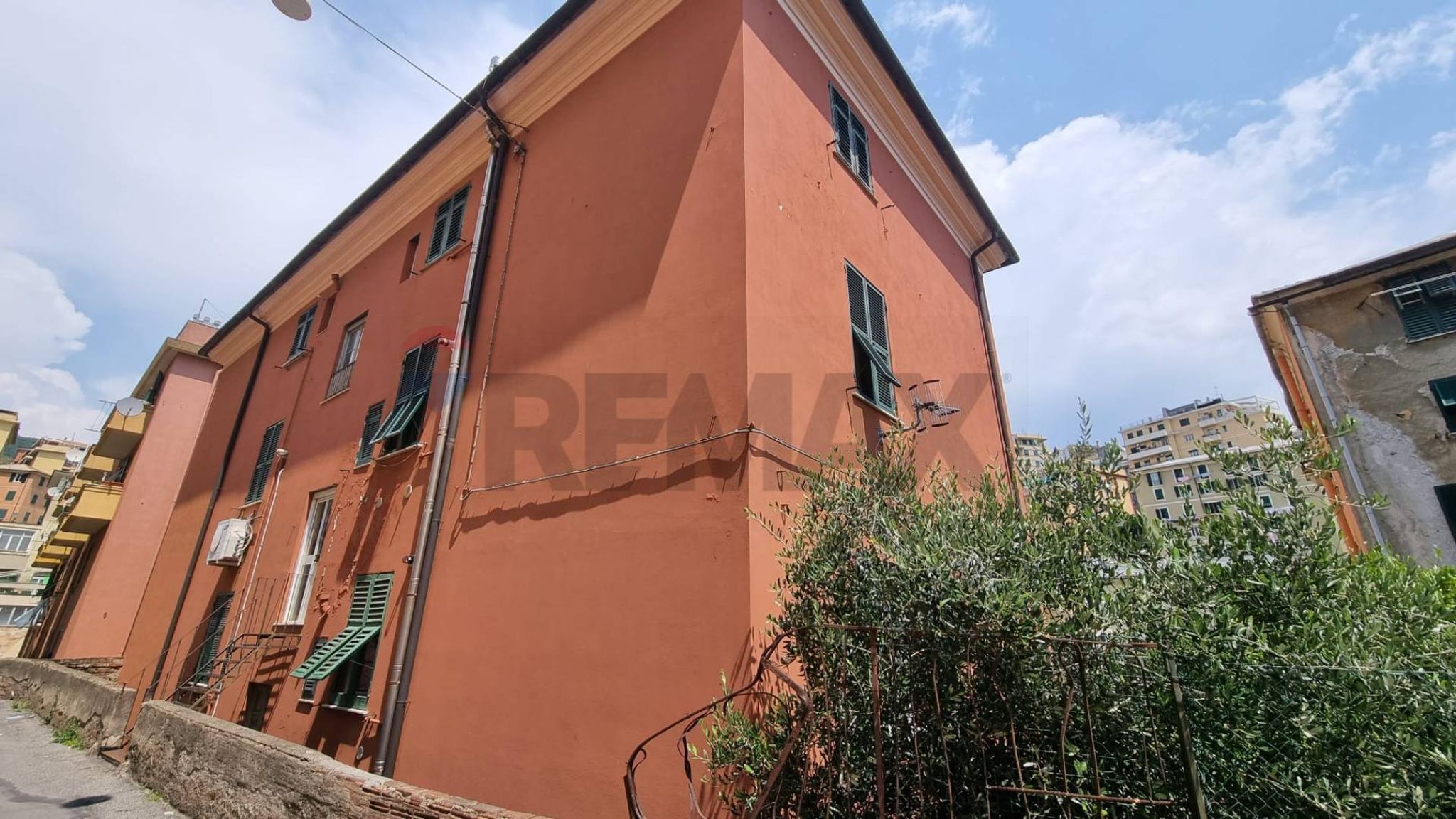 Edificio all'aperto