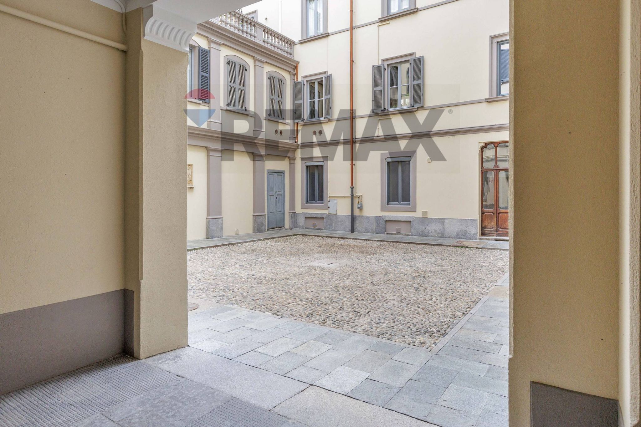 Edificio all'aperto