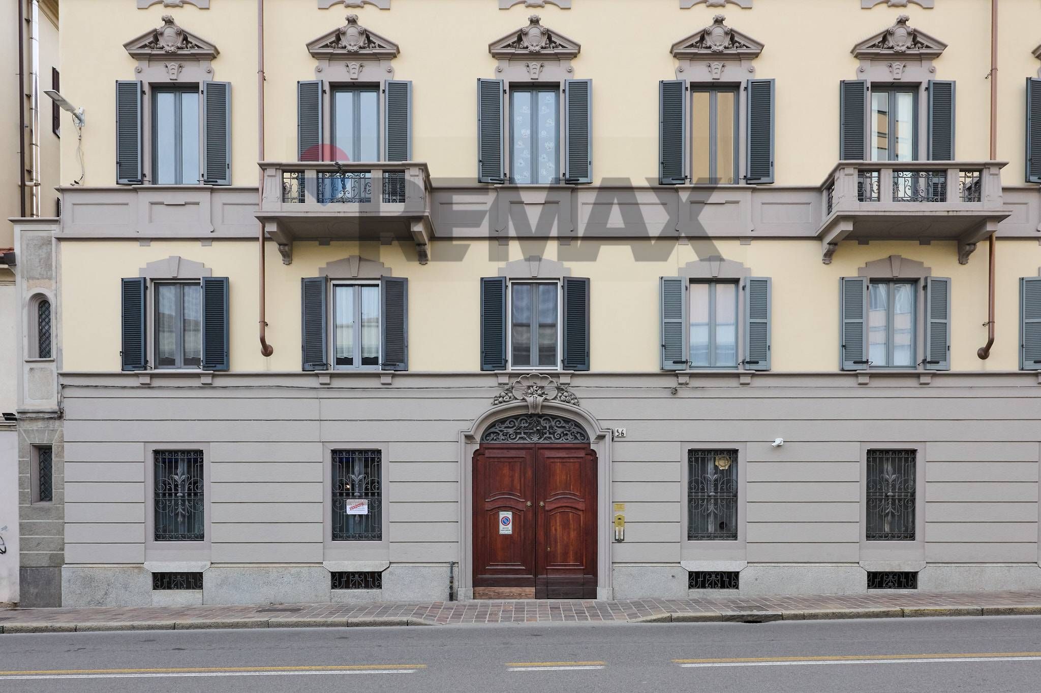 Edificio all'aperto
