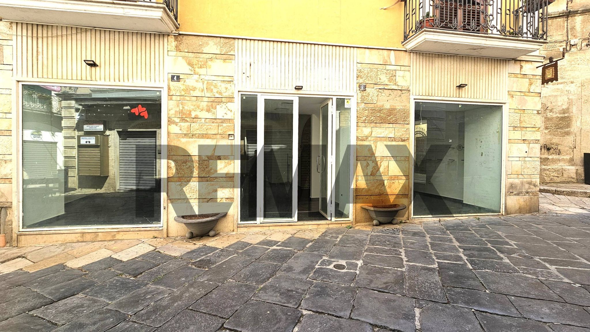 Edificio all'aperto