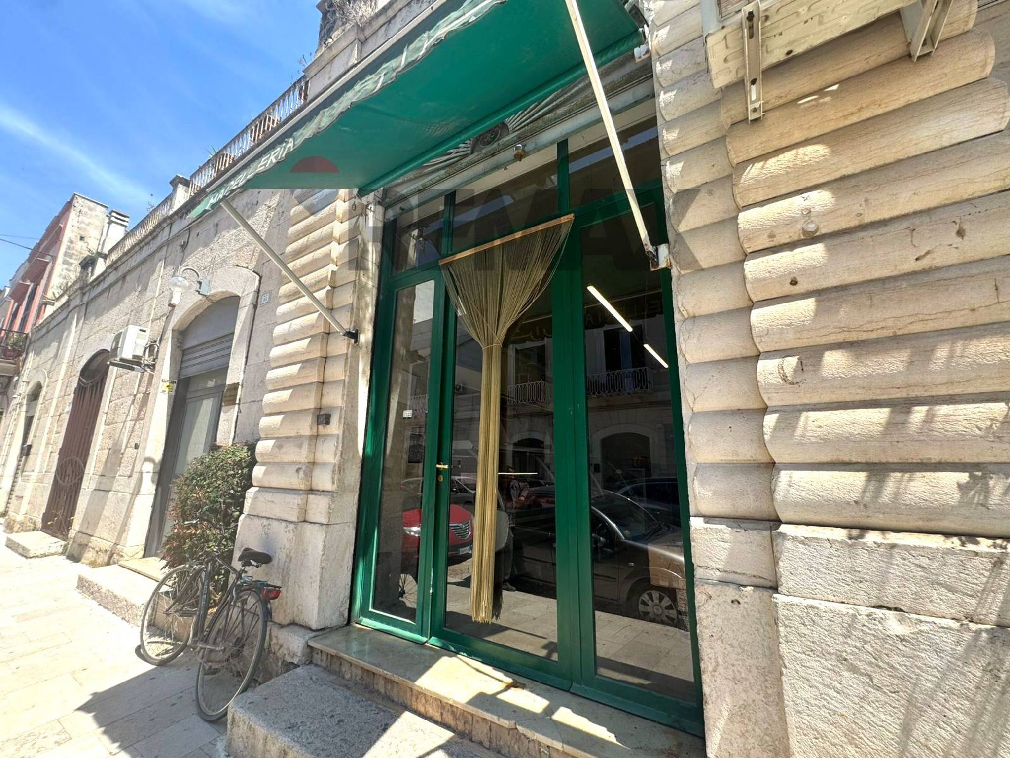 Edificio all'aperto