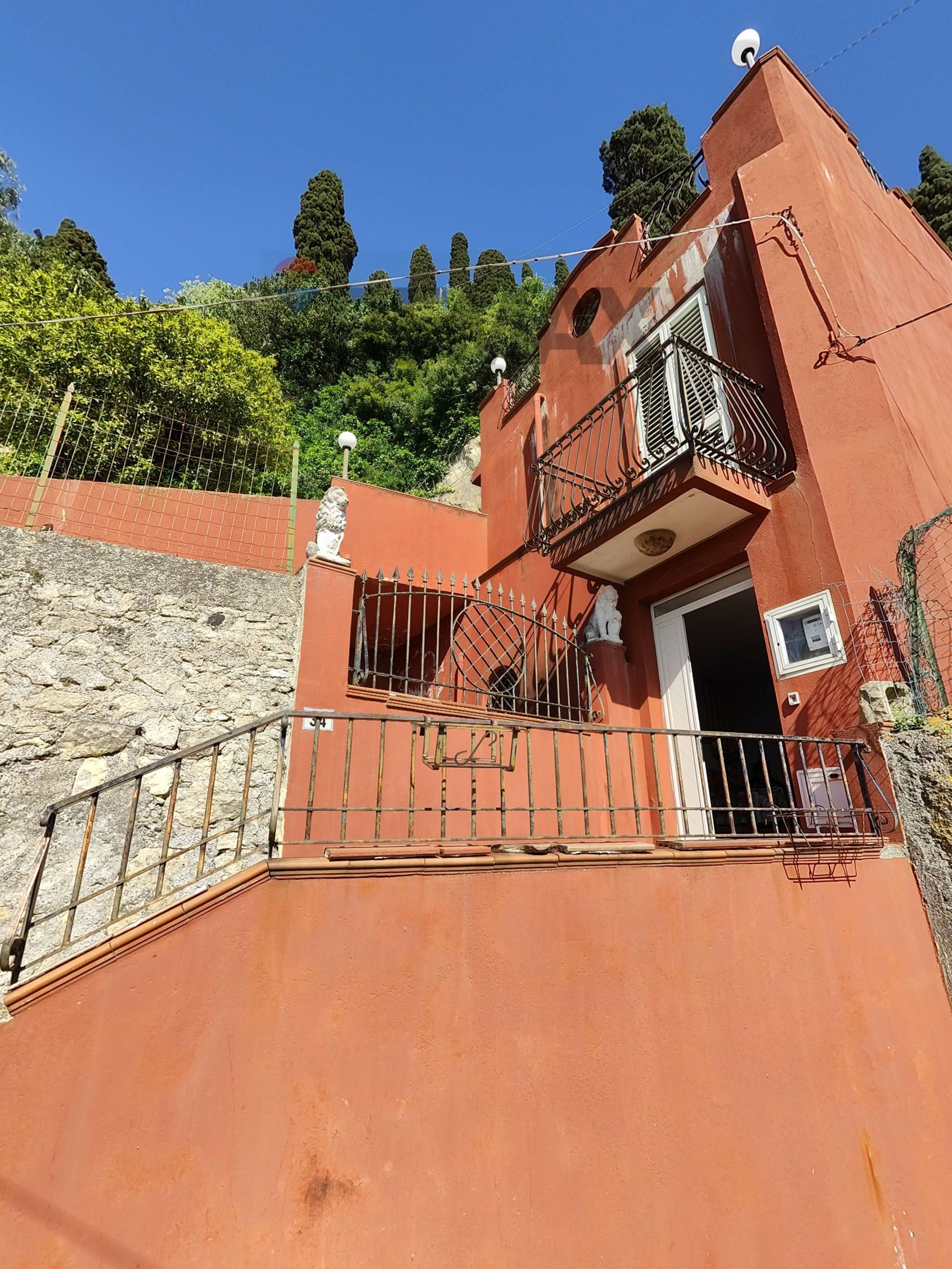 Edificio all'aperto