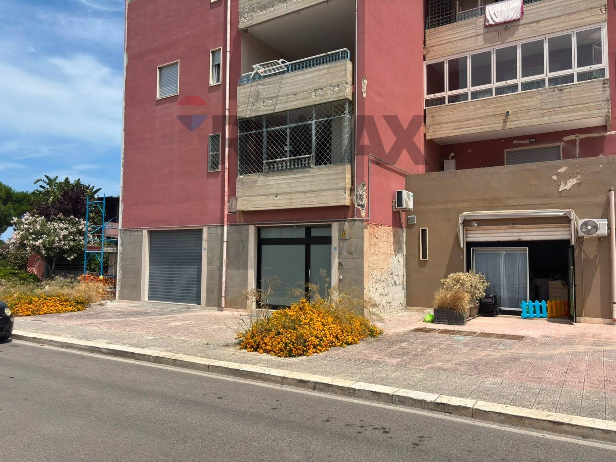 Edificio all'aperto