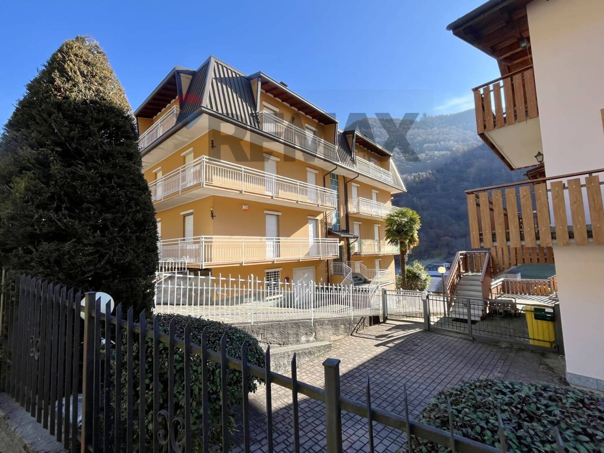 Edificio all'aperto