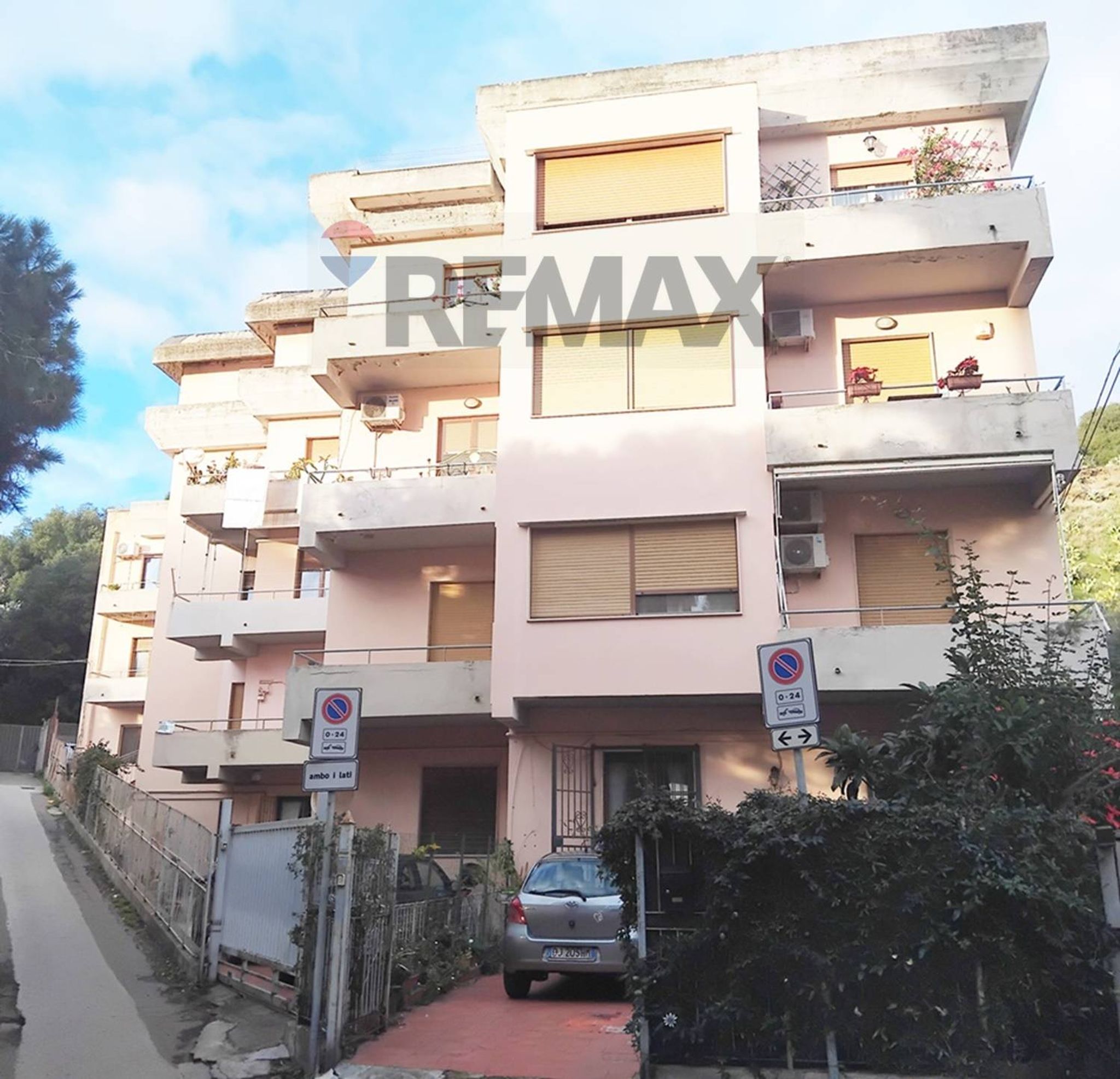 Edificio all'aperto