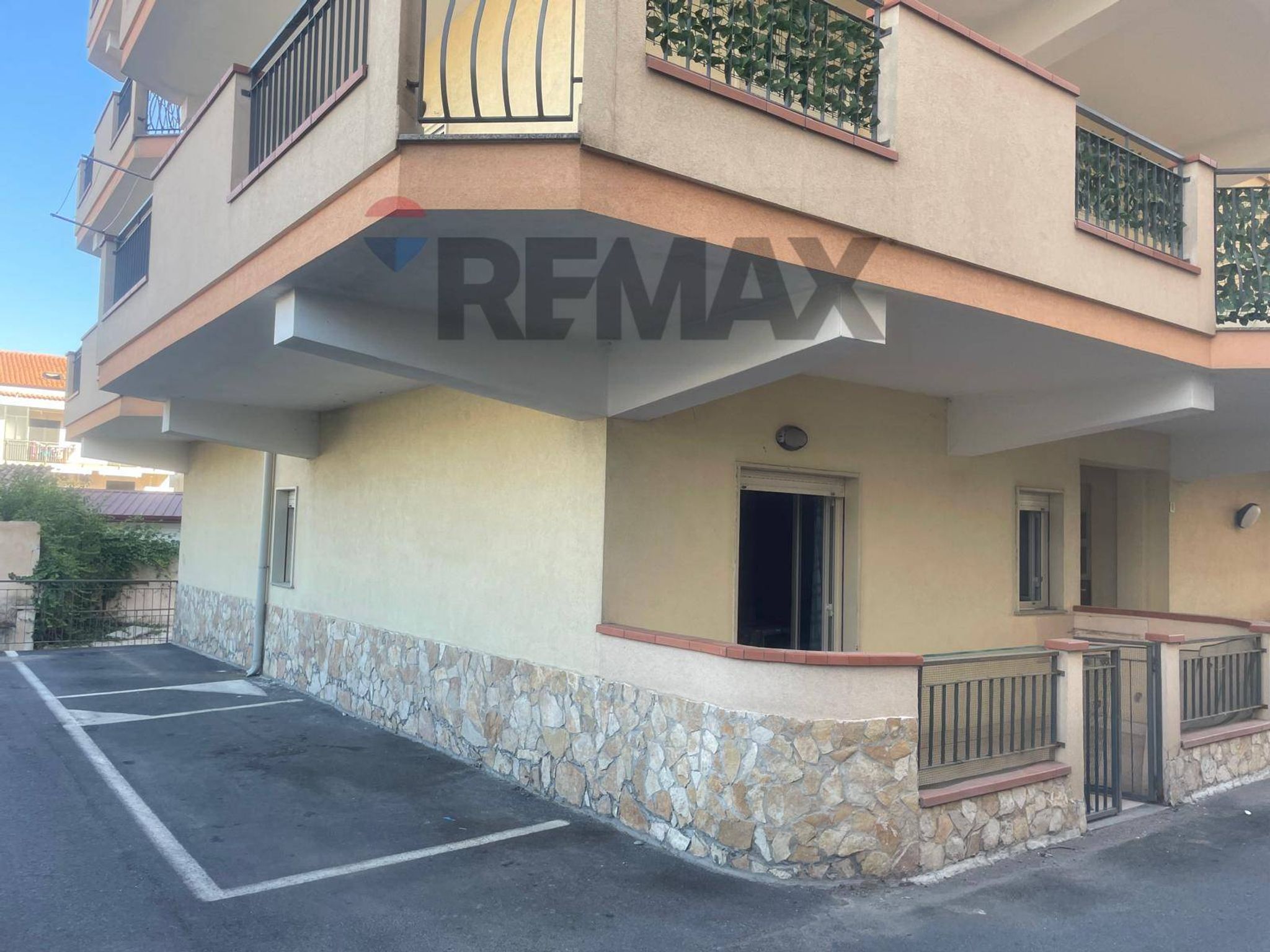 Edificio all'aperto