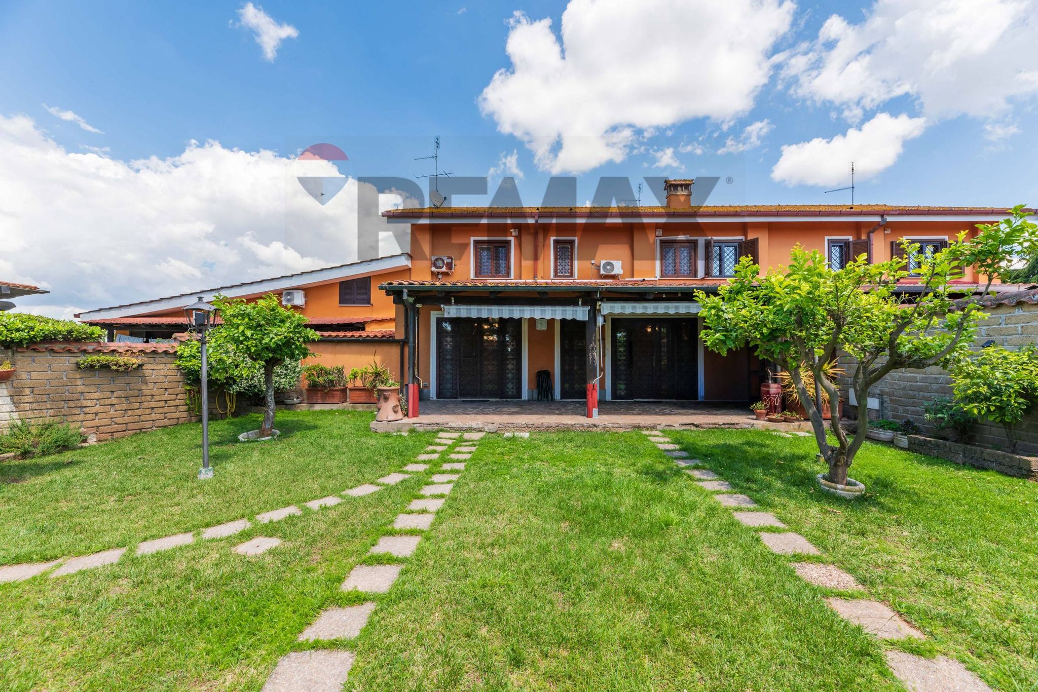 Casa all'aperto