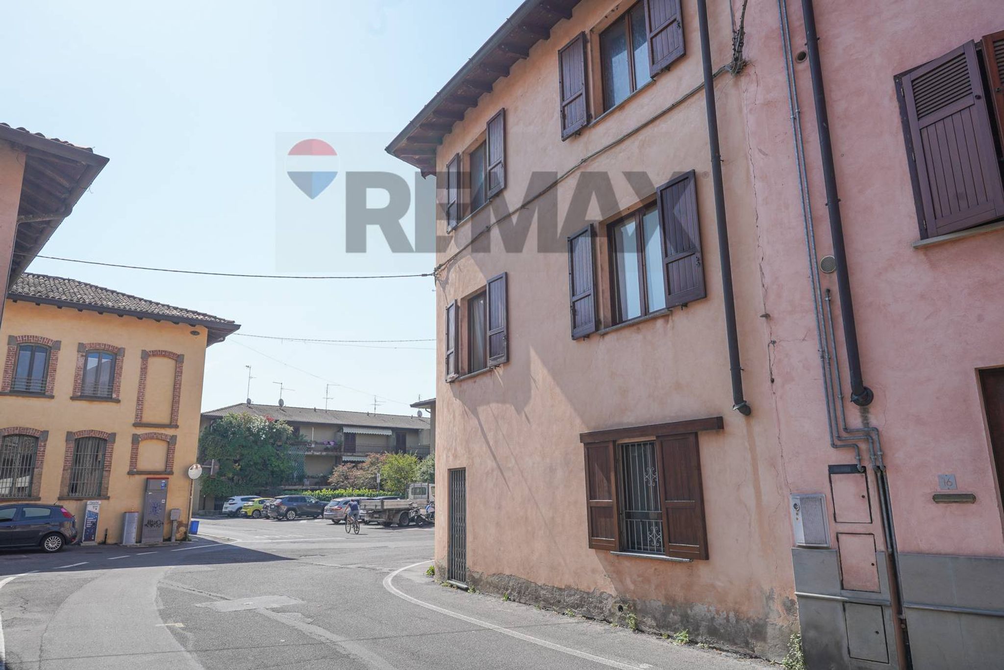 Edificio all'aperto