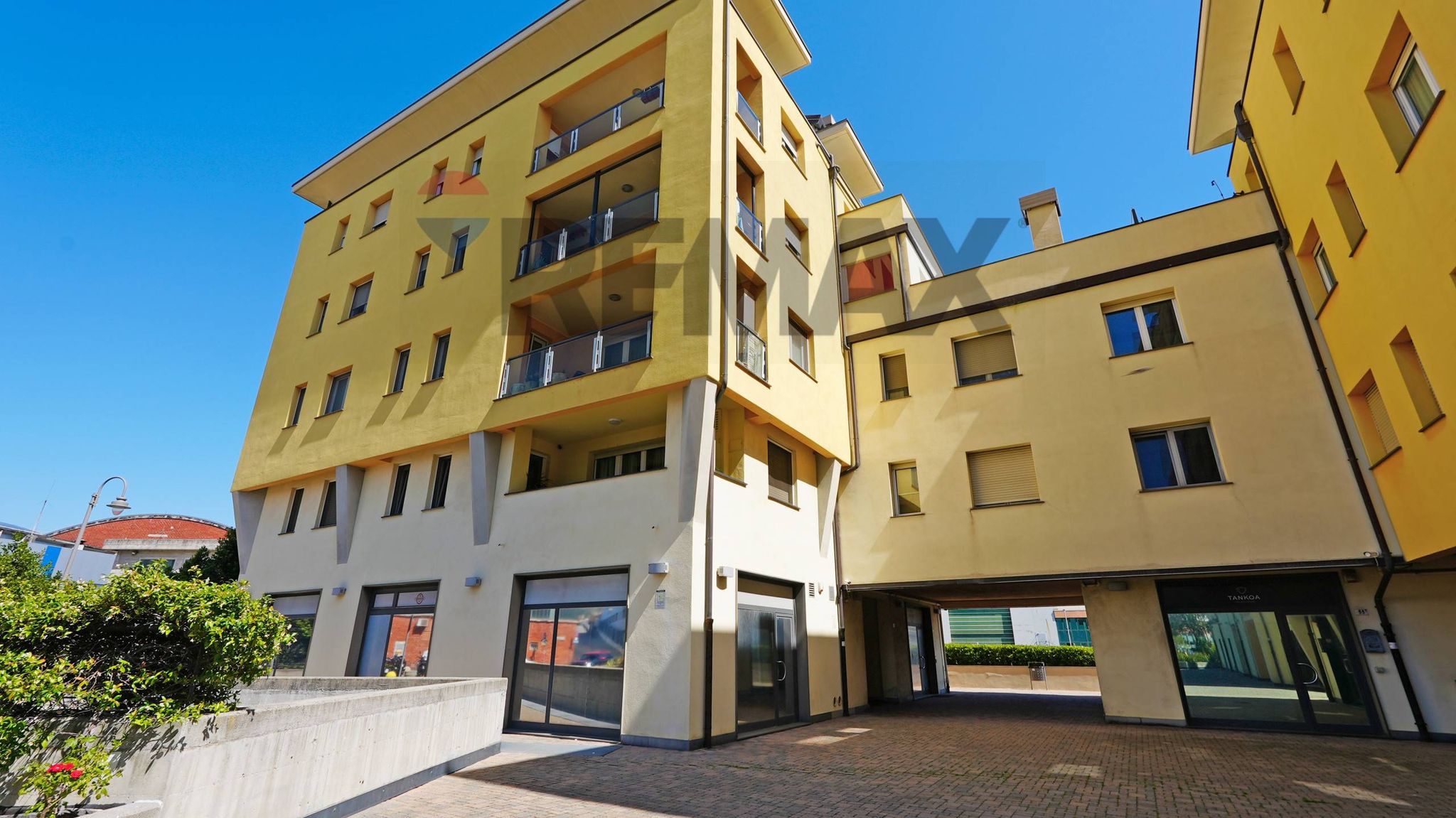 Edificio all'aperto